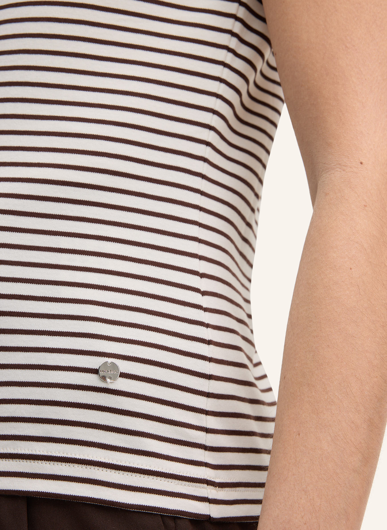 windsor. T-Shirt: DUNKELBRAUN