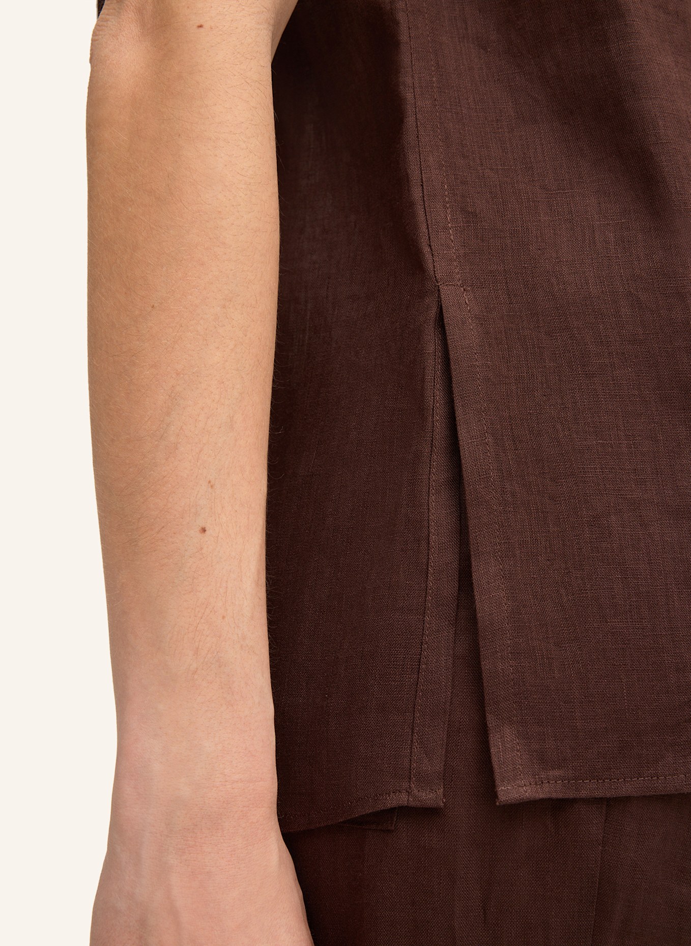 windsor. Hemdbluse: DUNKELBRAUN