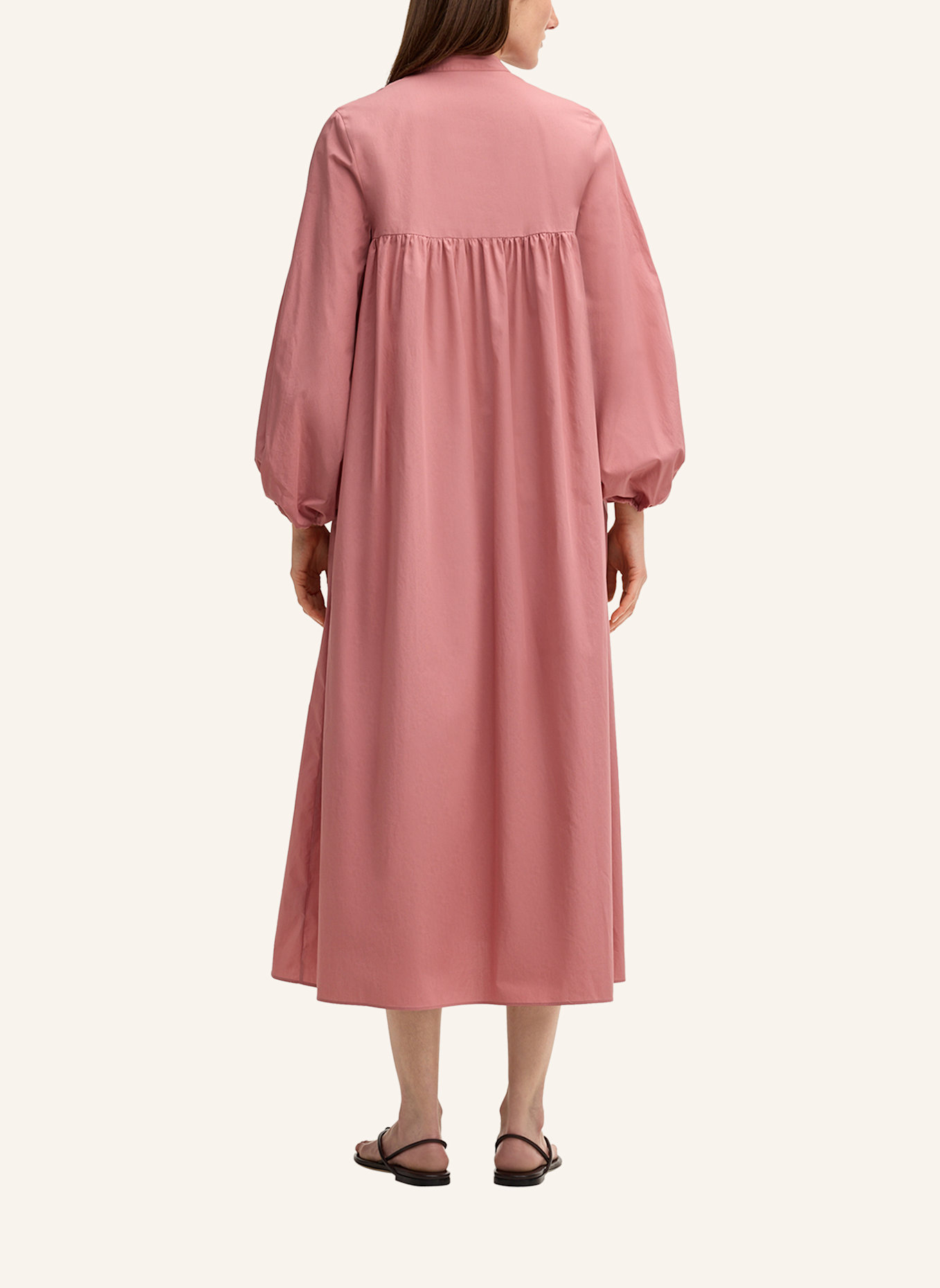 windsor. Kleid: ROSA