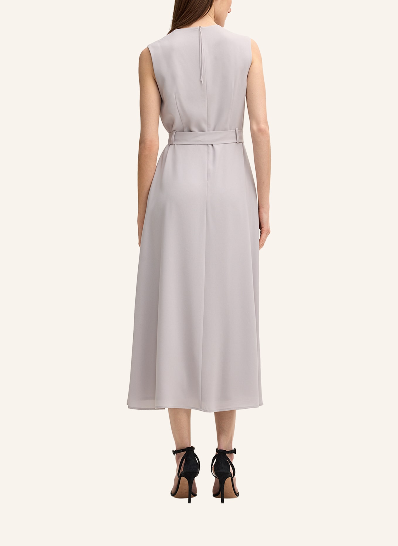 windsor. Kleid: BEIGE