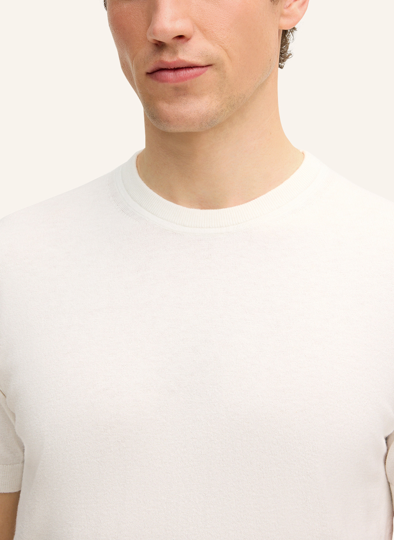 windsor. Strickshirt: WEISS