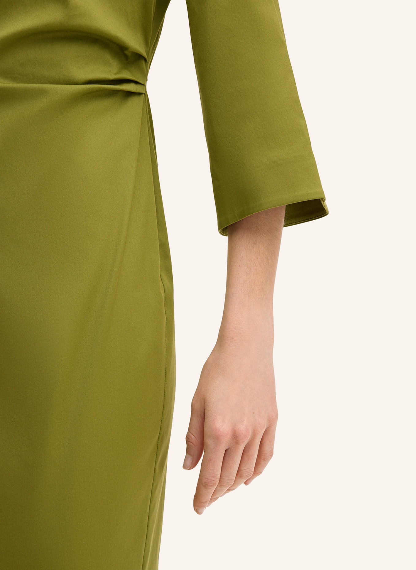 windsor. Kleid: GRÜN