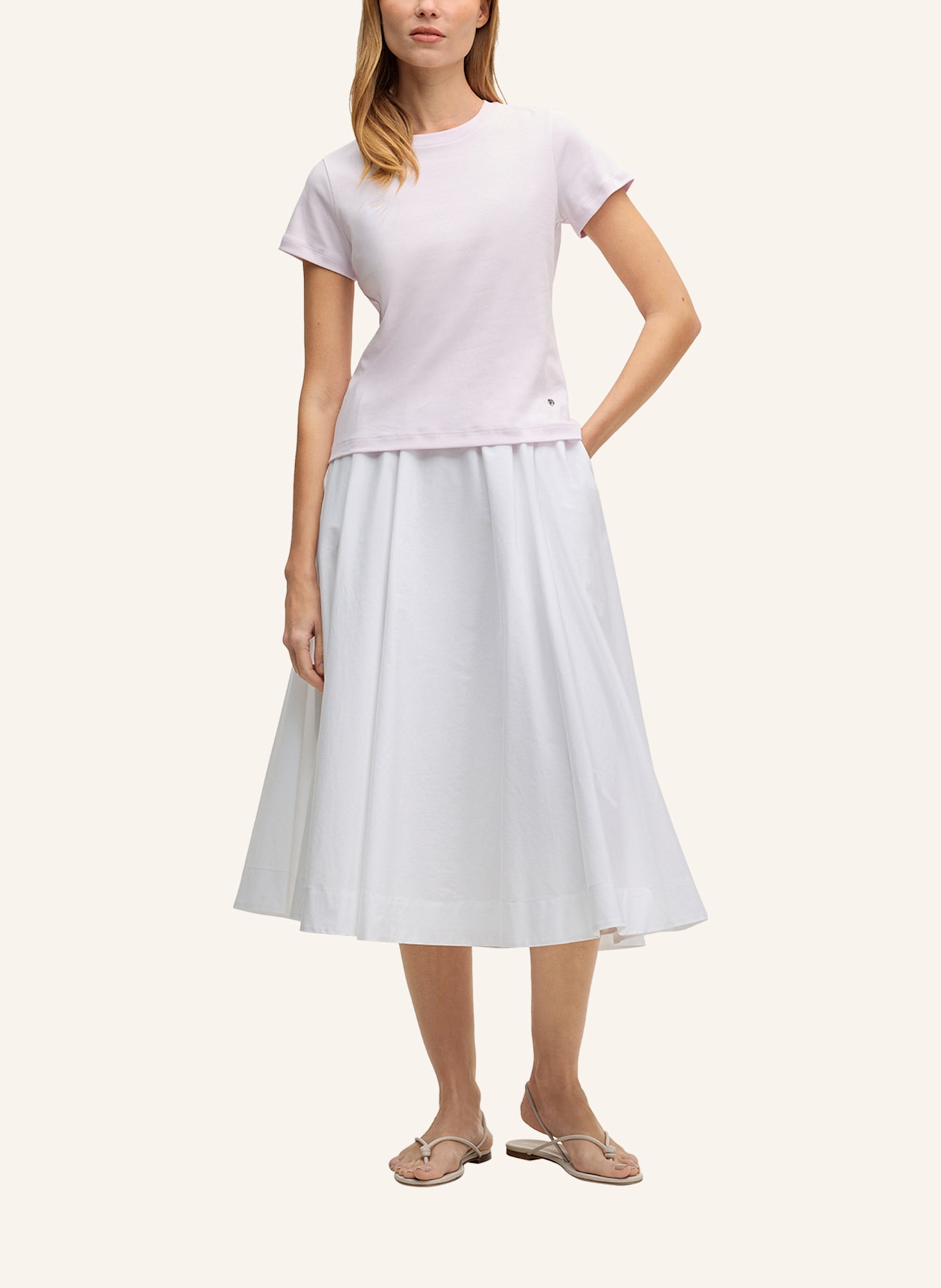 windsor. T-Shirt: ROSÉ