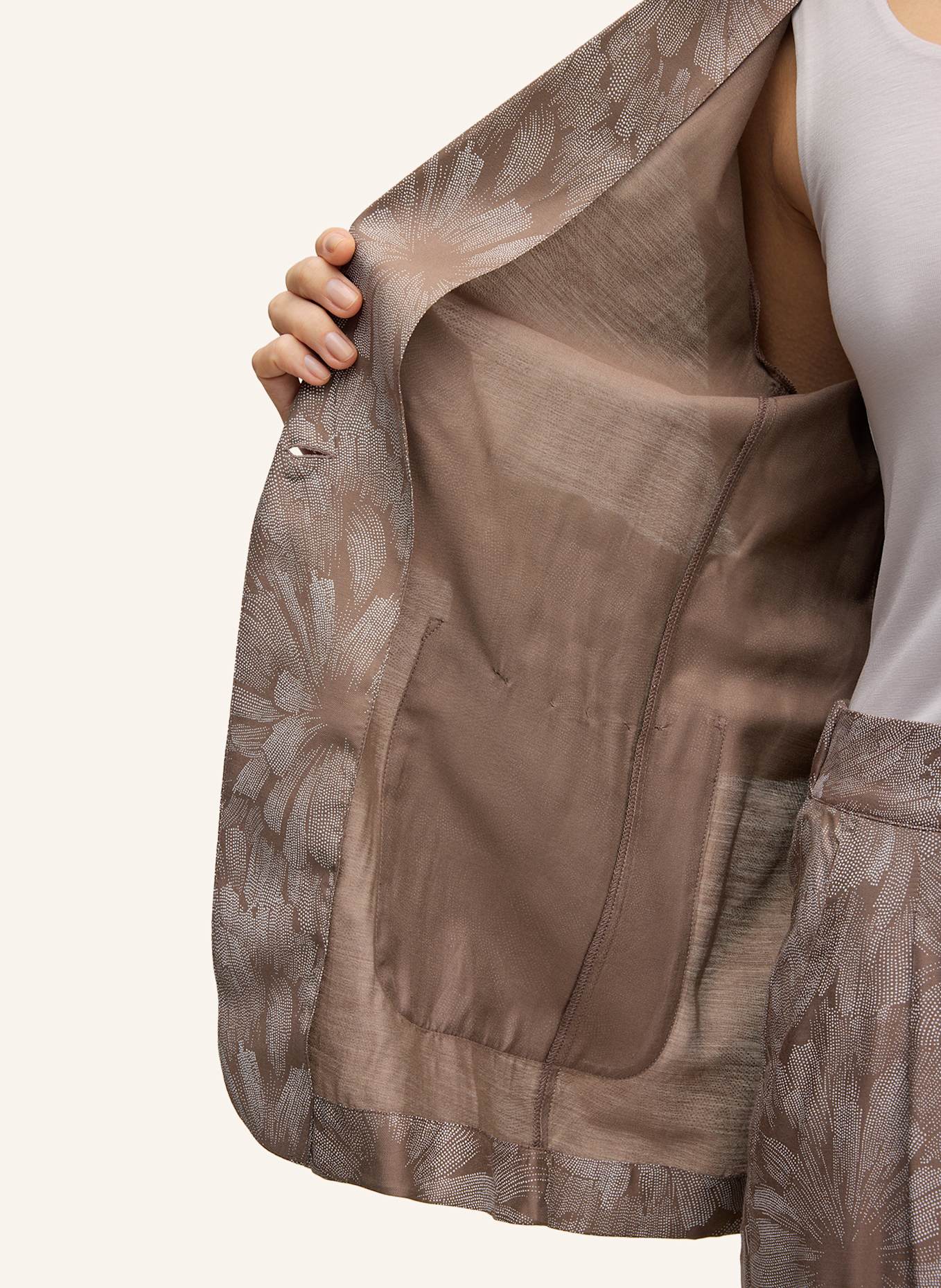 windsor. Blazer: BRAUN