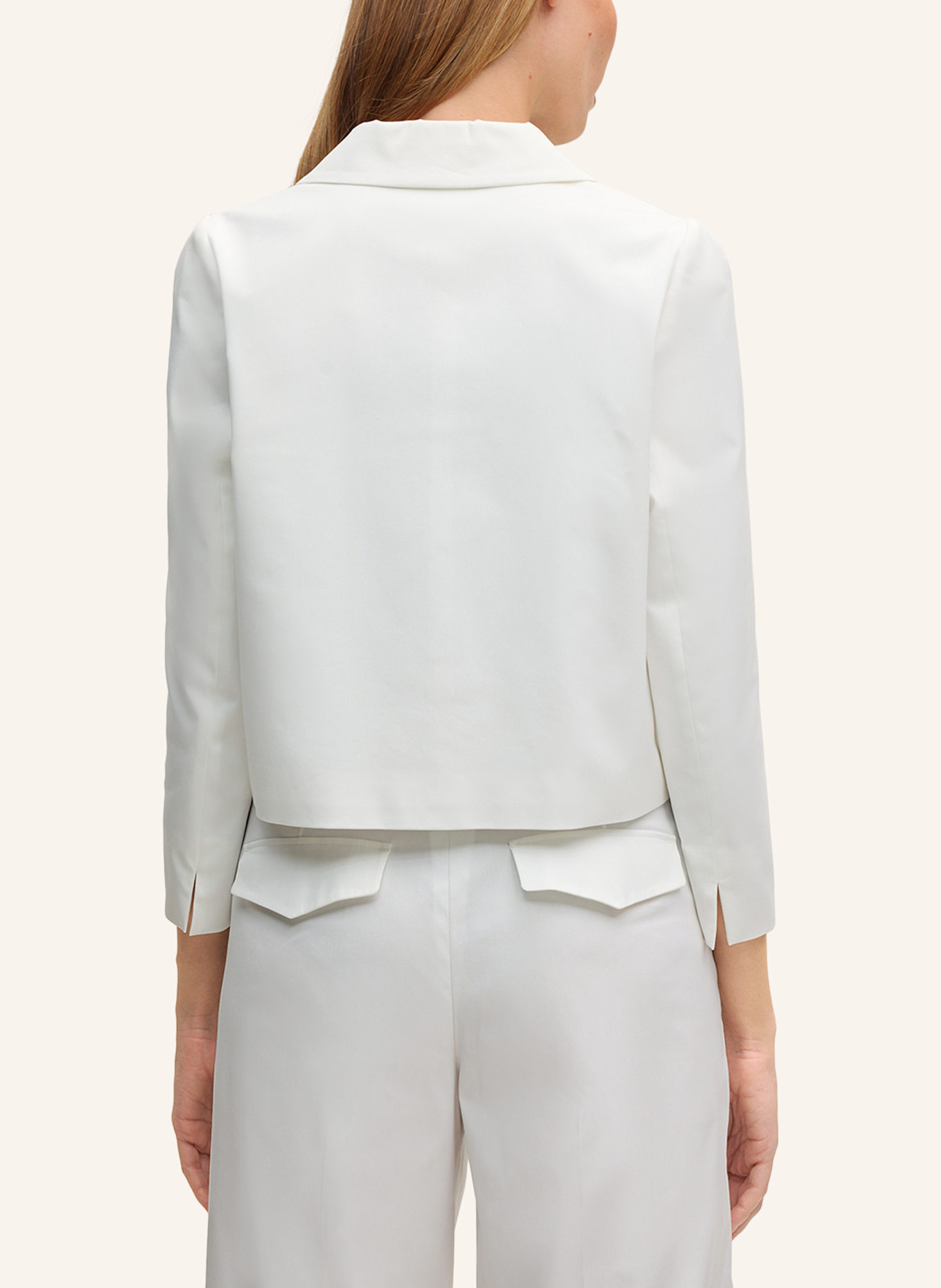 windsor. Kastenjacke: WEISS