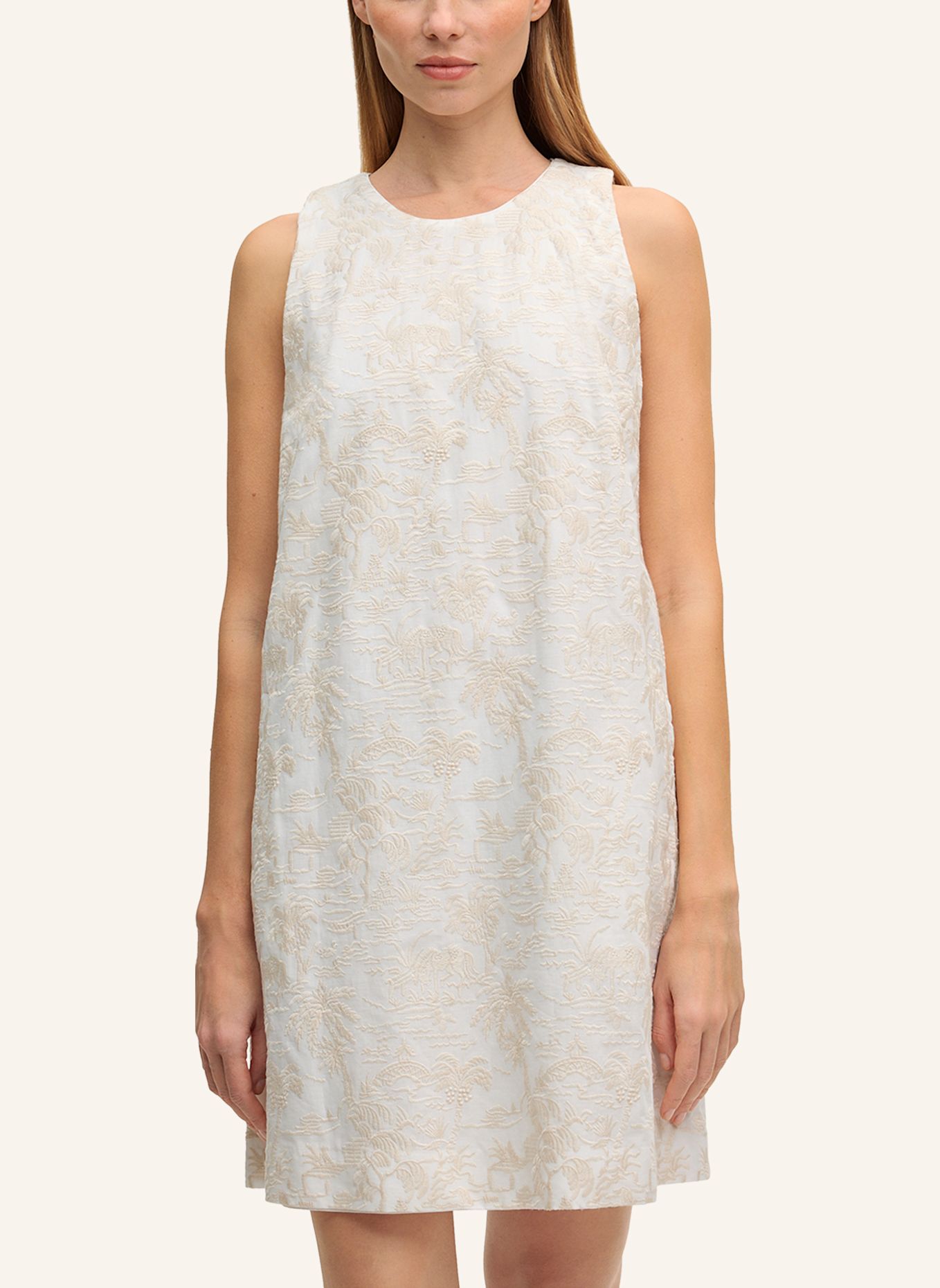 windsor. Kleid: WEISS