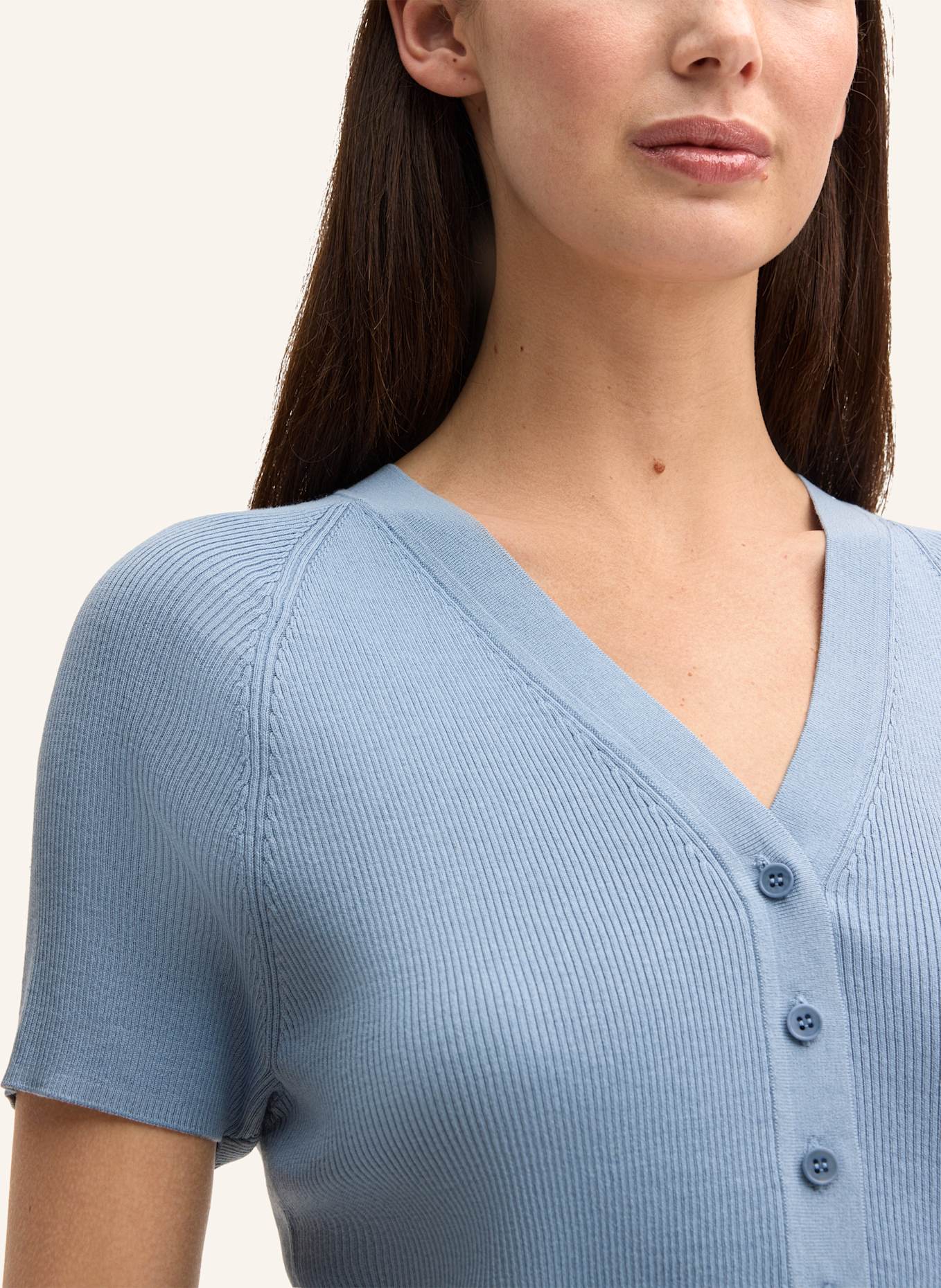 windsor. Strickshirt: HELLBLAU