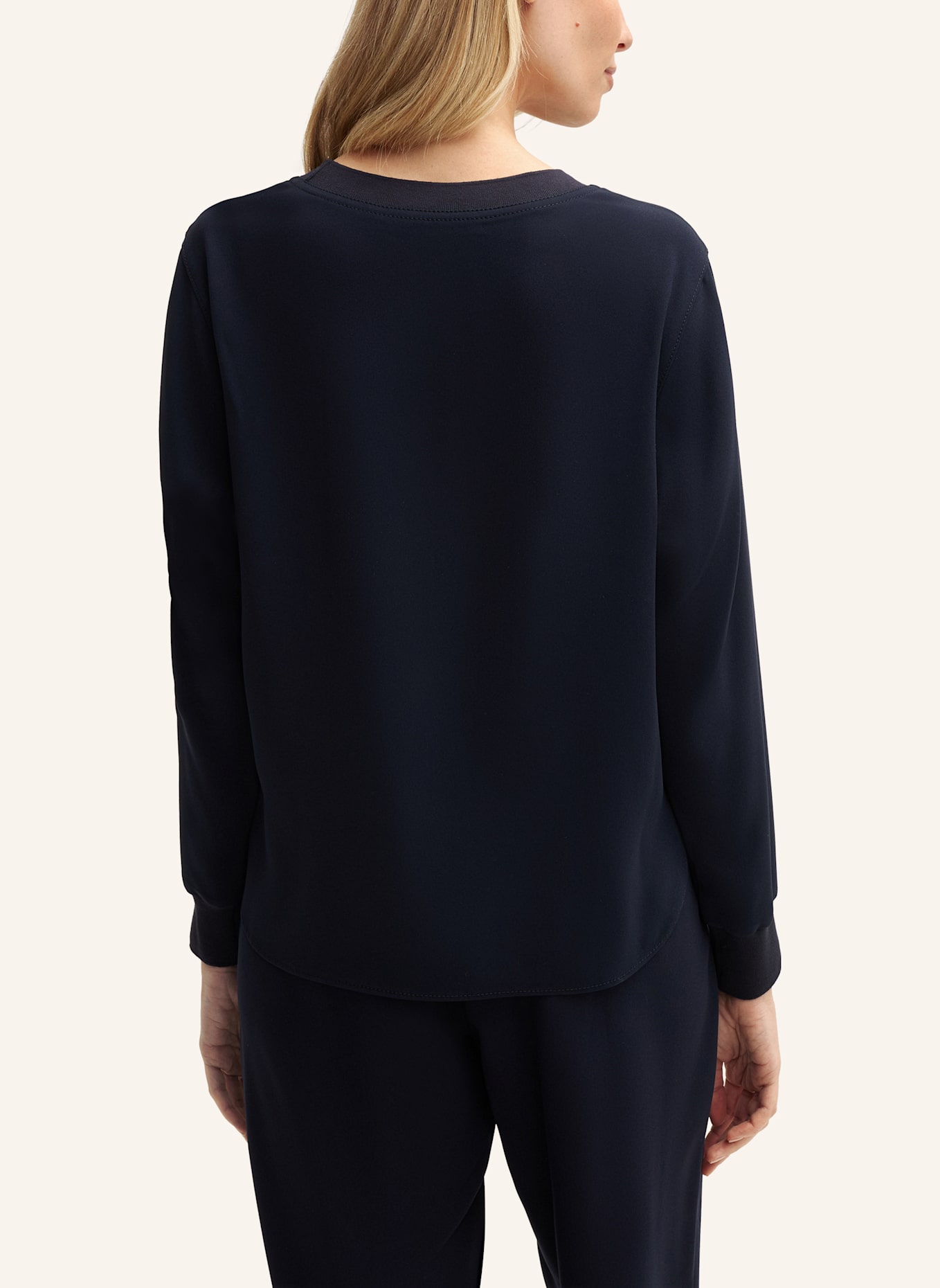 windsor. Bluse: DUNKELBLAU