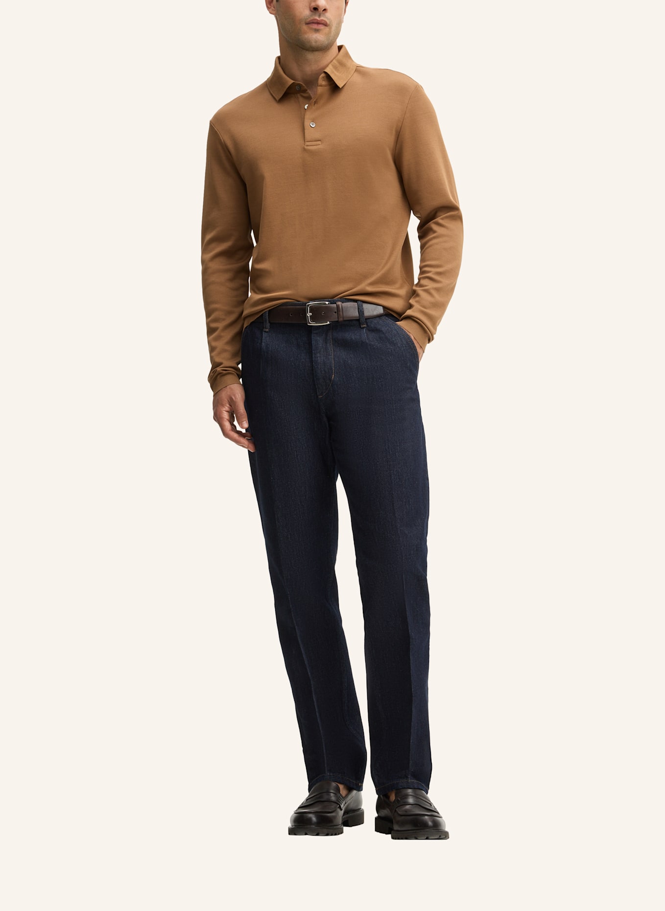 windsor. Poloshirt: CAMEL