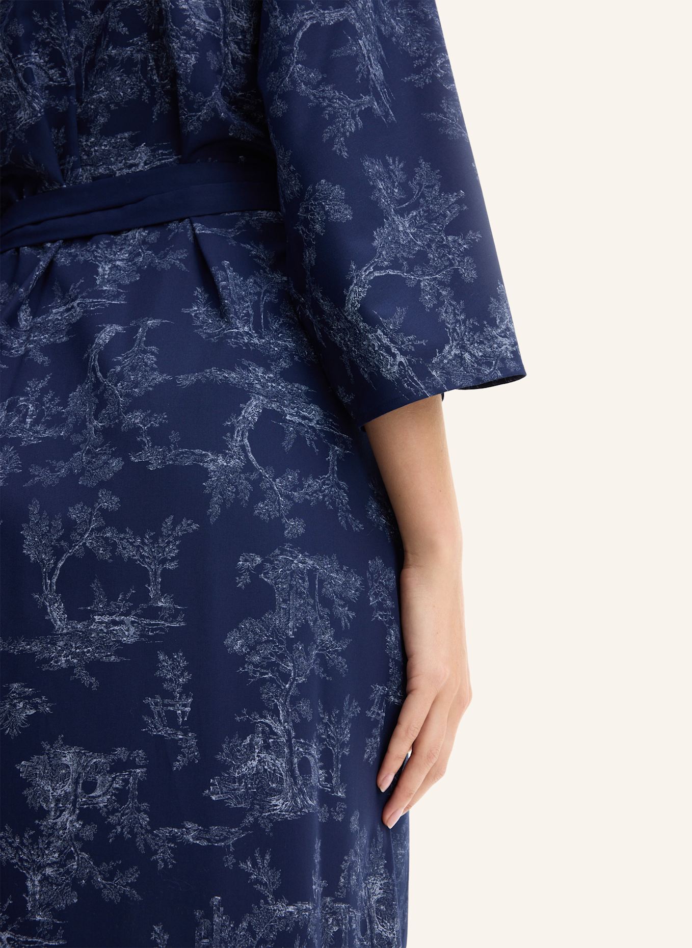 windsor. Kleid: DUNKELBLAU