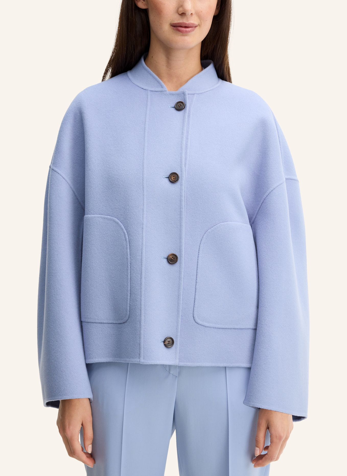 windsor. Jacke: HELLBLAU