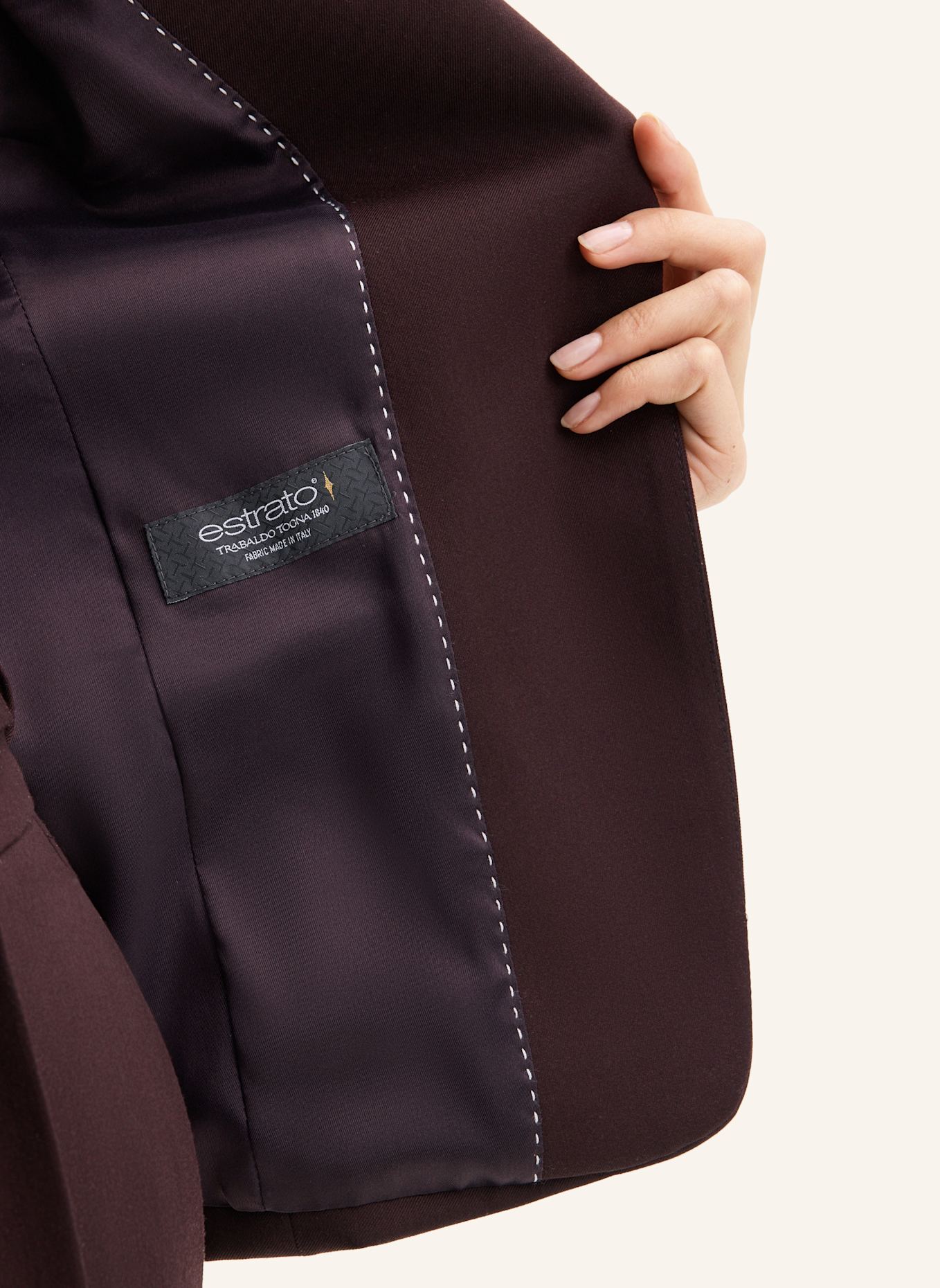 windsor. Blazer: DUNKELROT