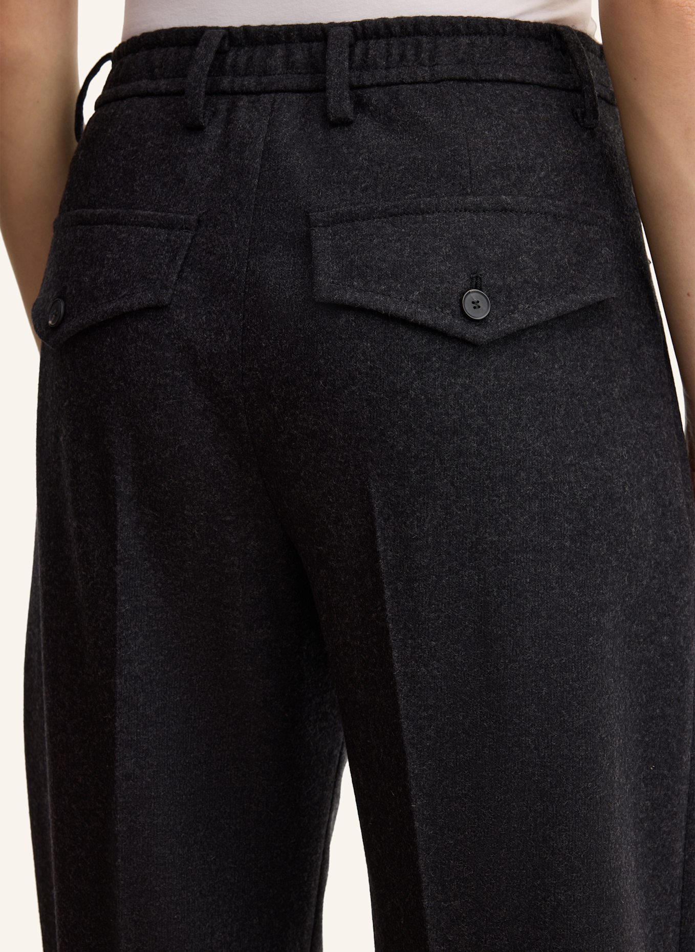 windsor. Hose: GRAU