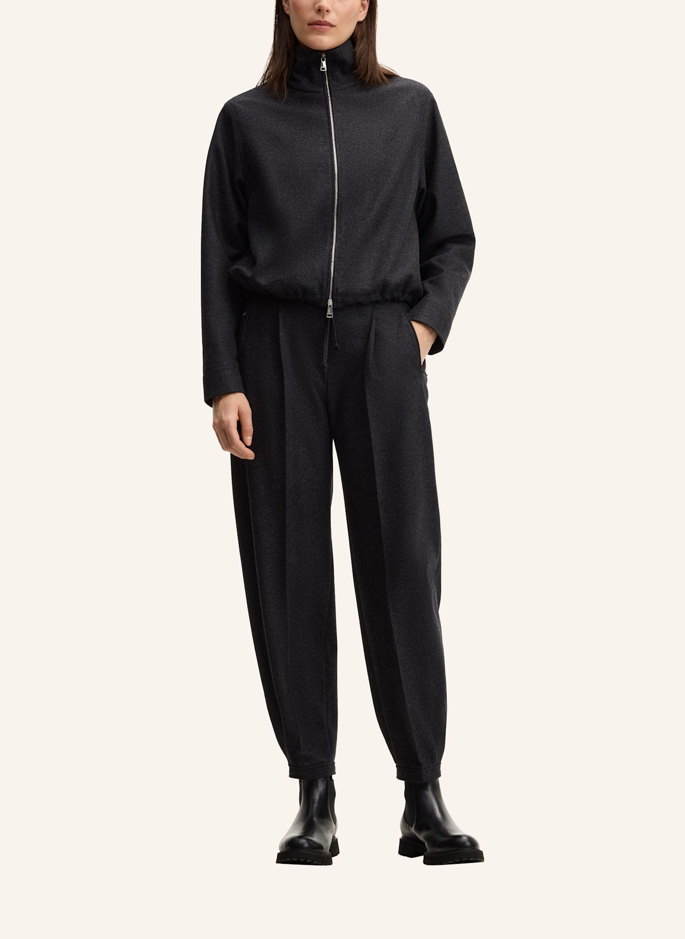 windsor. Jacke: GRAU