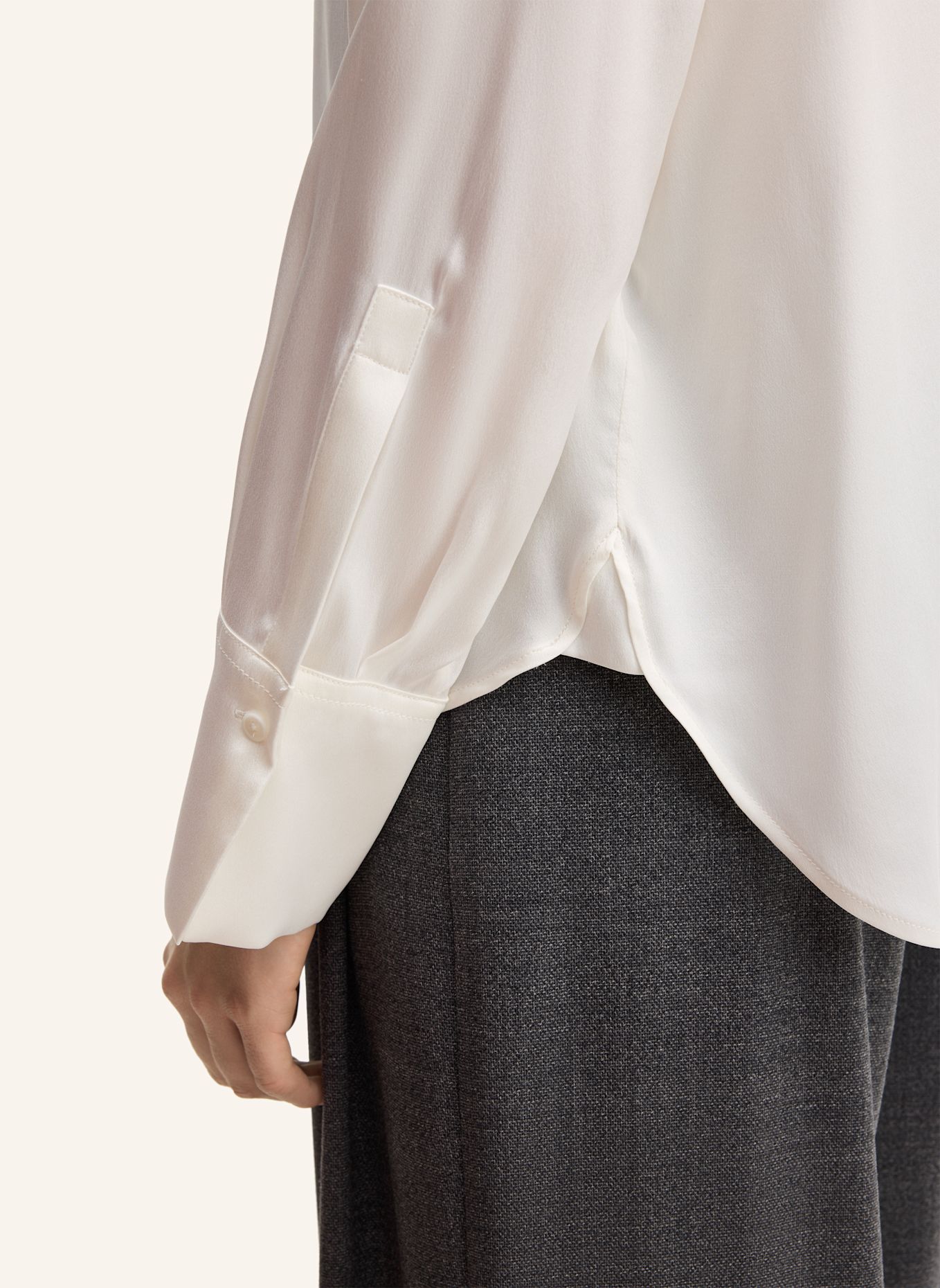 windsor. Hemdbluse: WEISS