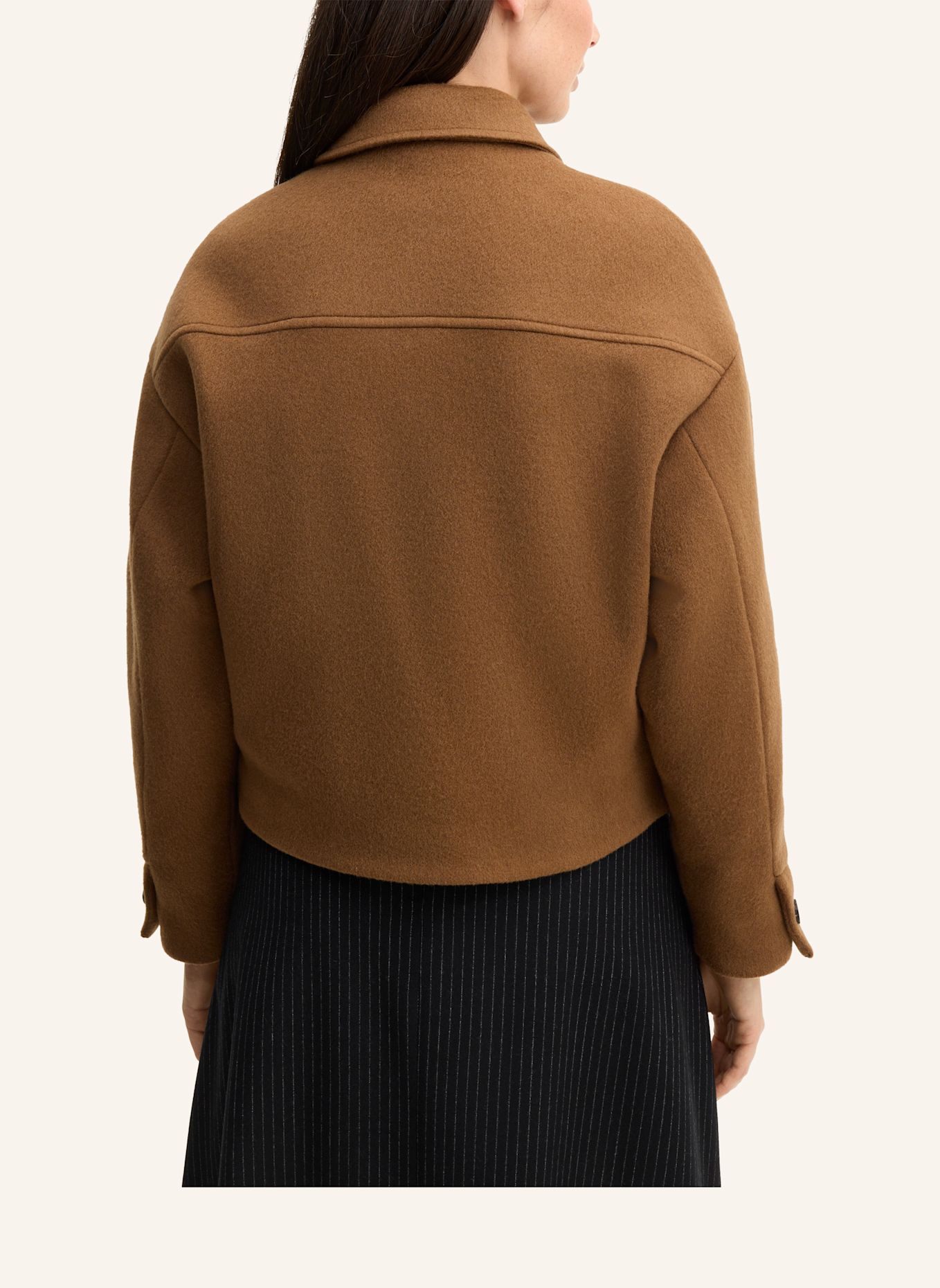 windsor. Jacke: BRAUN