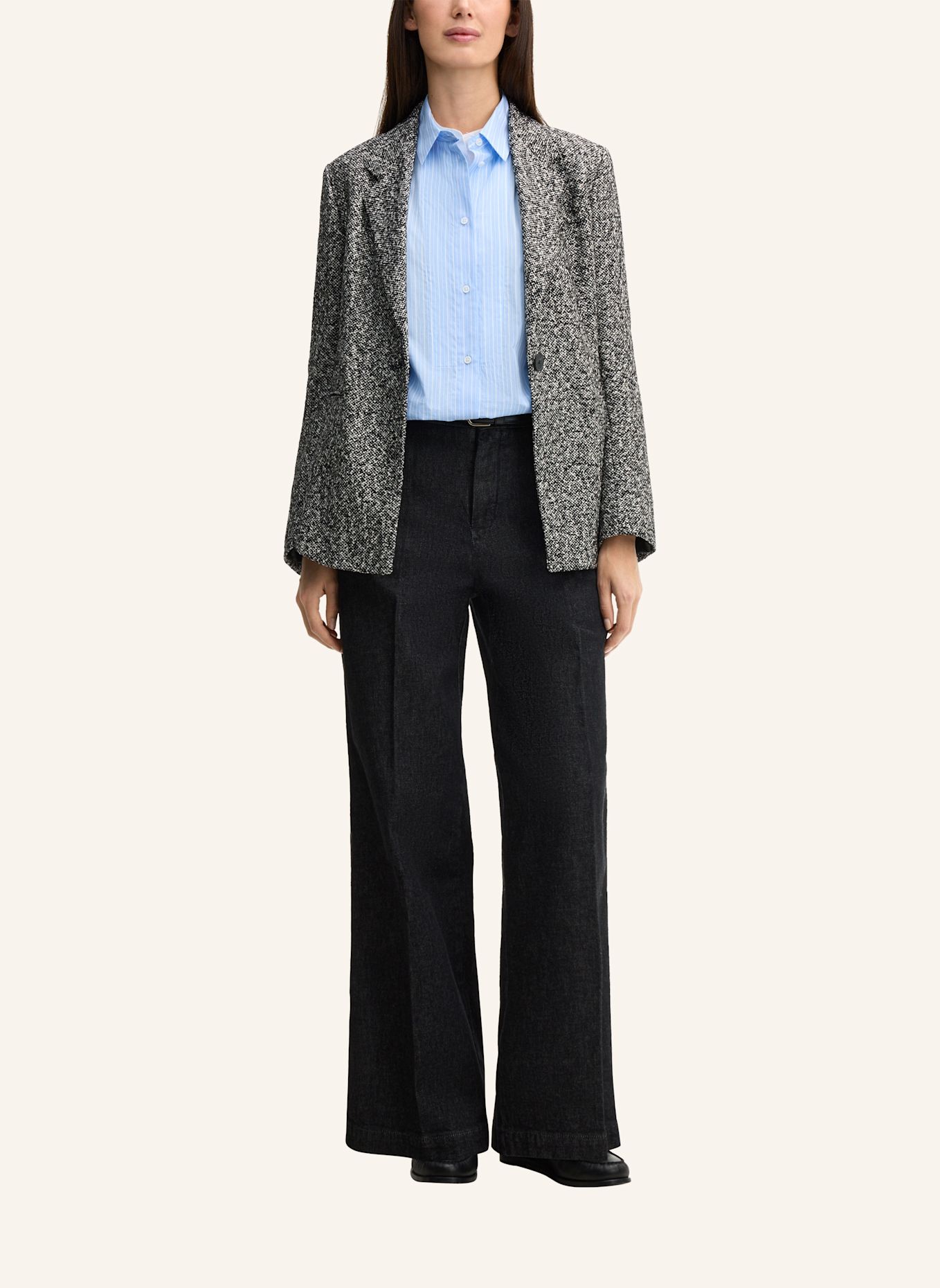 windsor. Hemdbluse: HELLBLAU