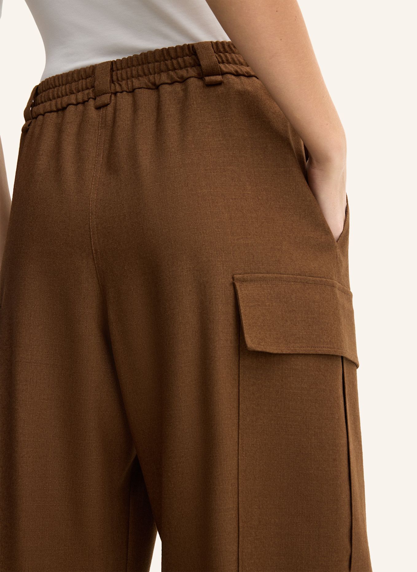 windsor. Ballonhose: BRAUN