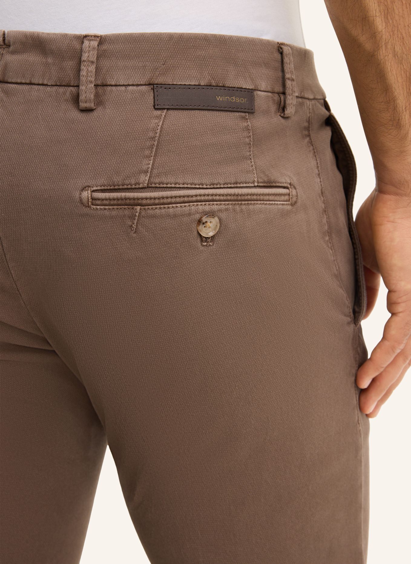 windsor. Chino Regular Fit: TAUPE