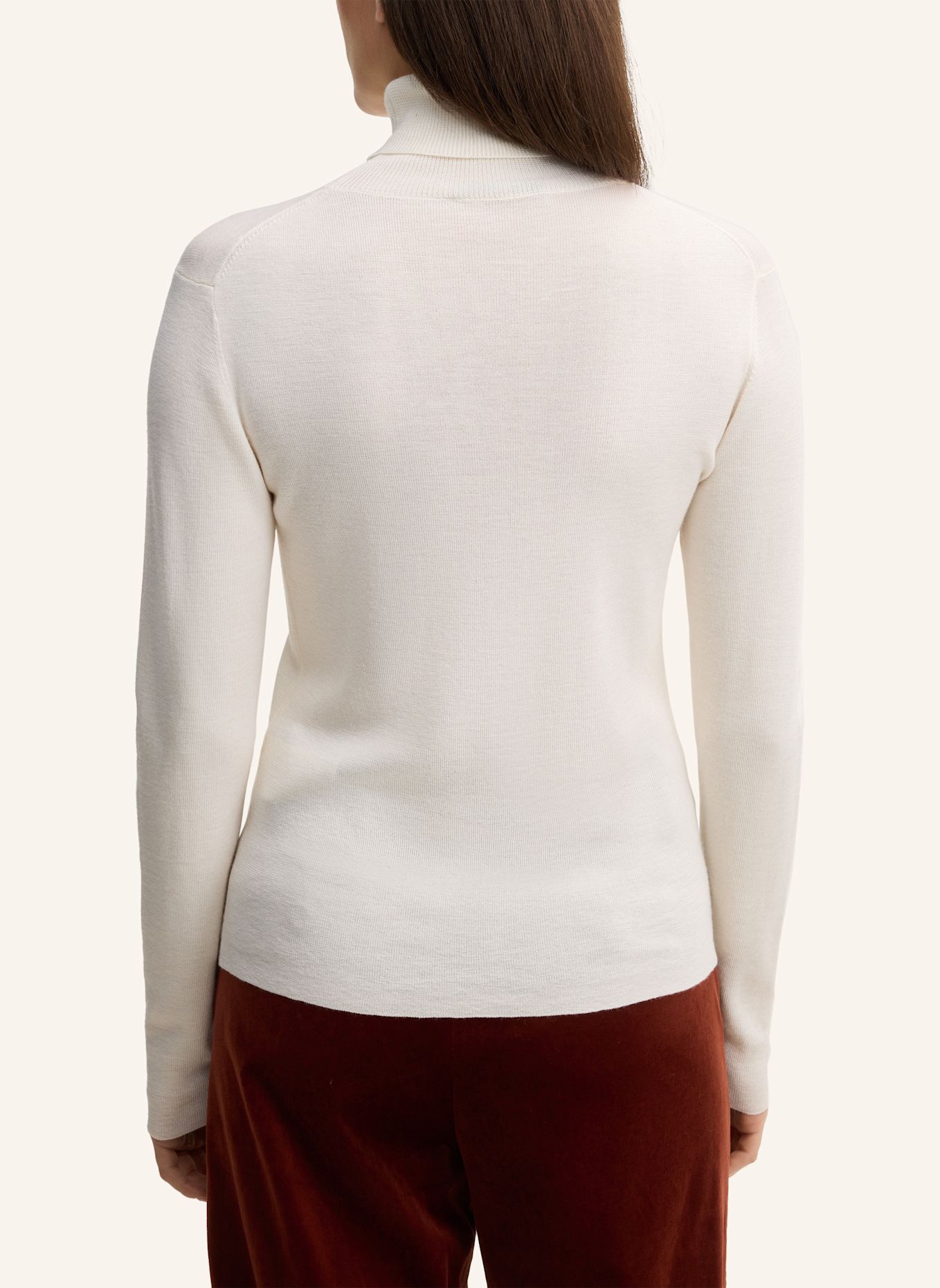 windsor. Pullover: WEISS