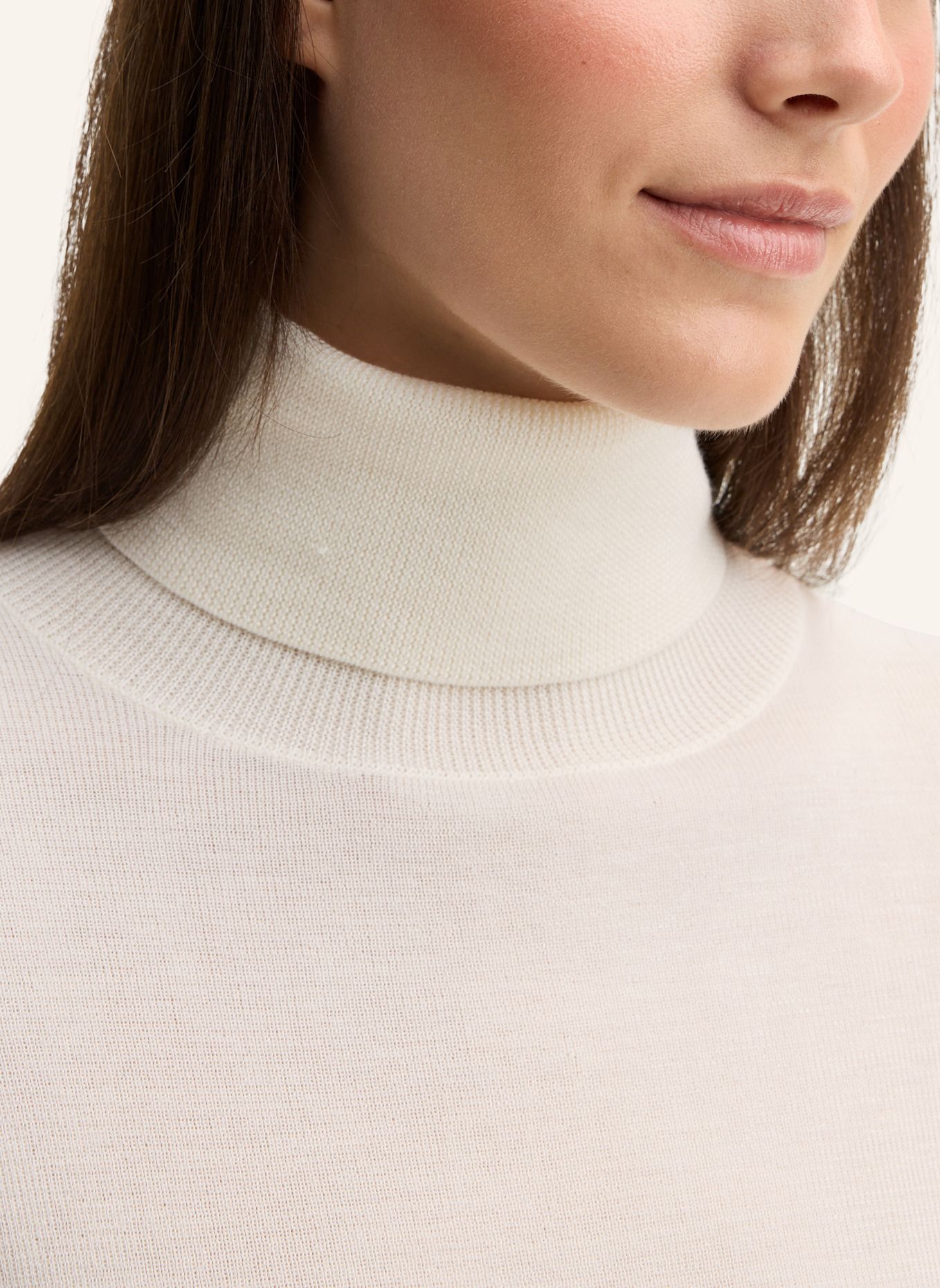 windsor. Pullover: WEISS
