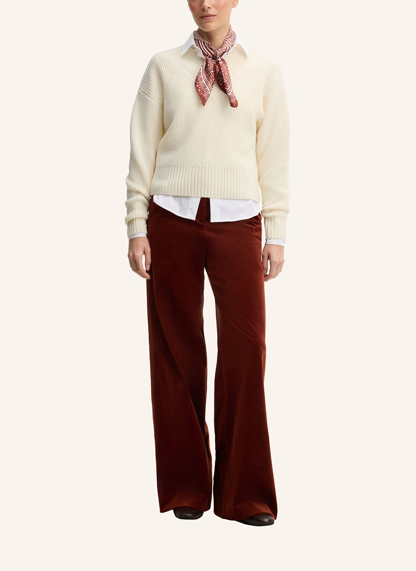 windsor. Pullover: WEISS