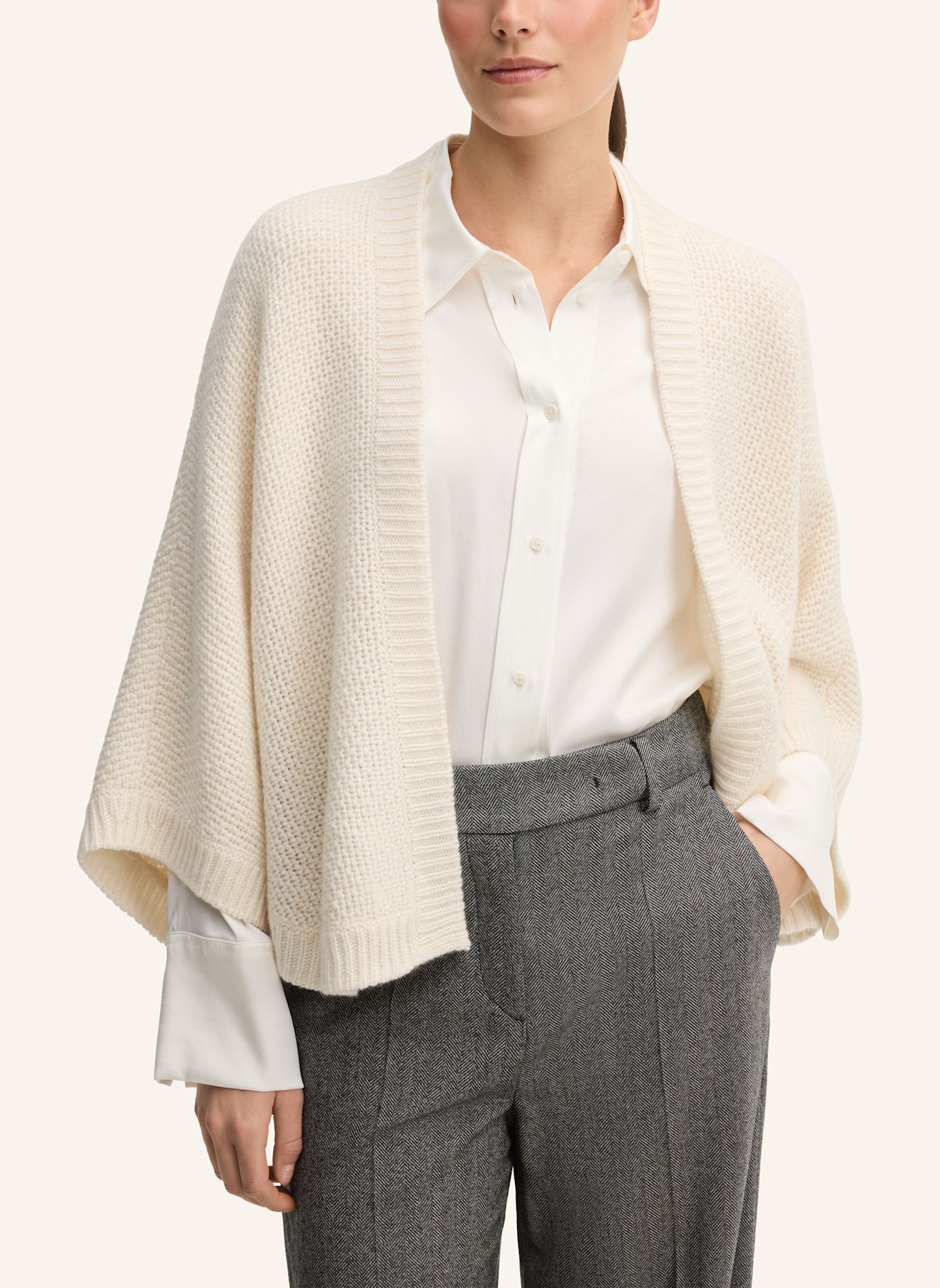 windsor. Strickjacke: WEISS