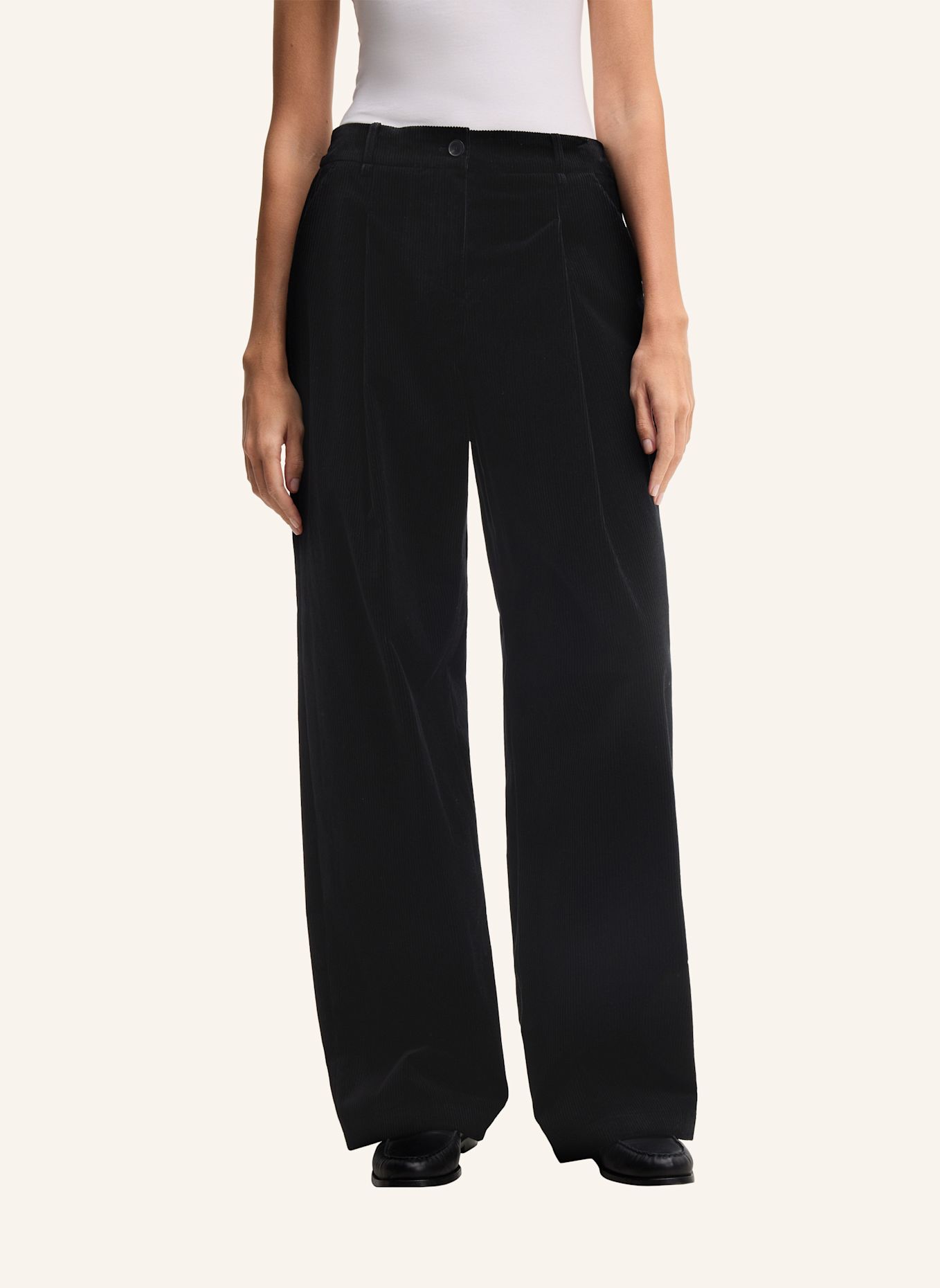 windsor. Cordhose: SCHWARZ