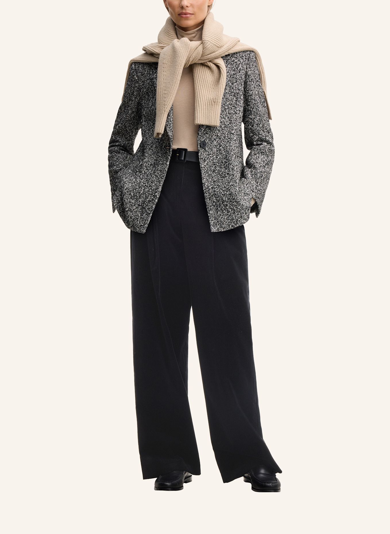windsor. Cordhose: SCHWARZ