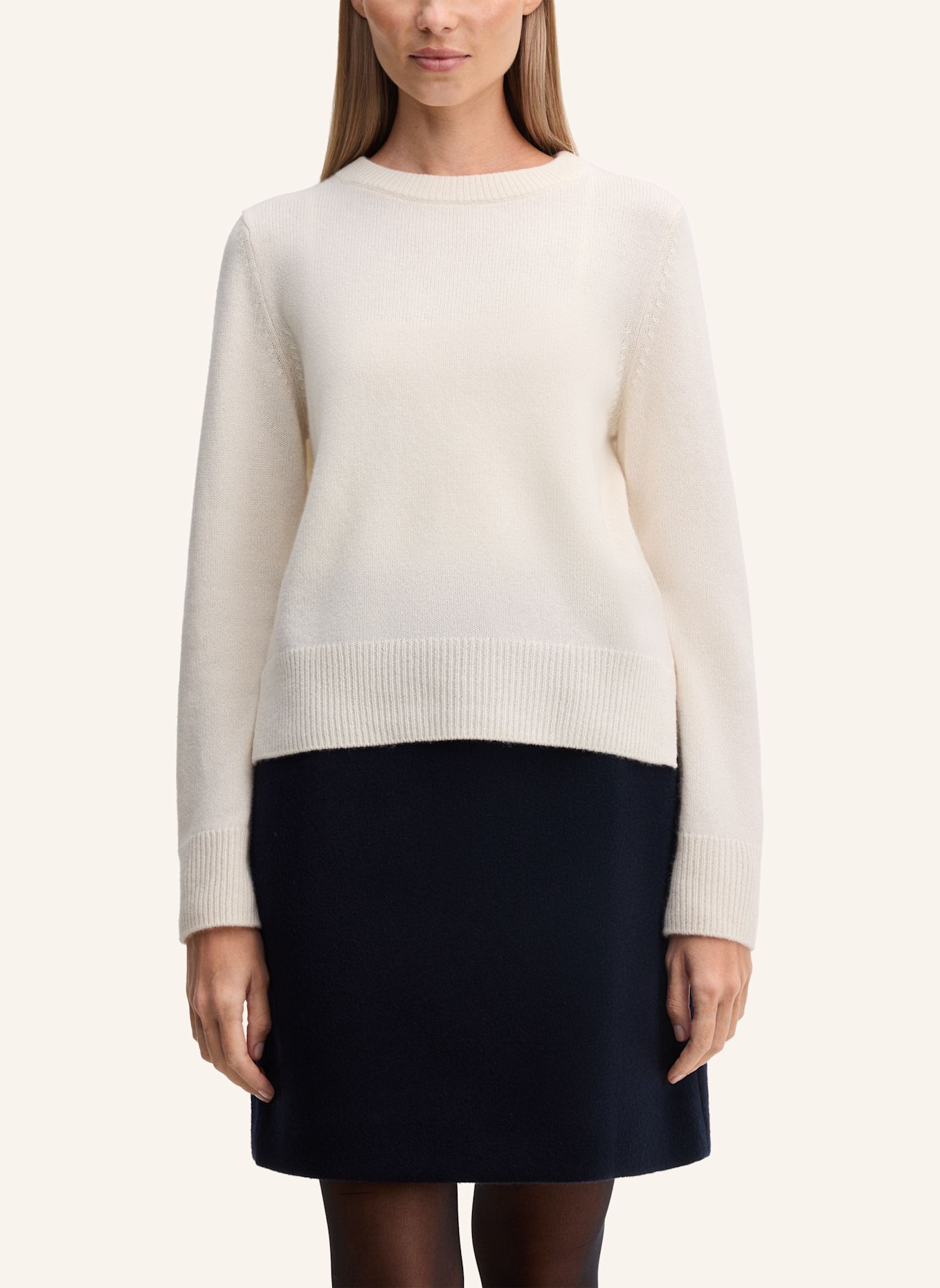 windsor. Pullover: WEISS