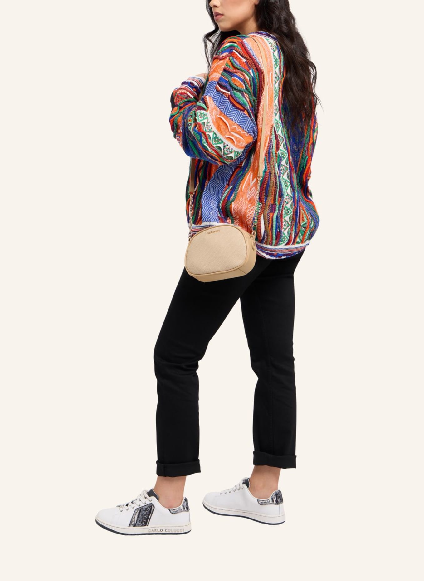 CARLO COLUCCI Umhängetasche in Bastoptik DI MUNNO: BEIGE