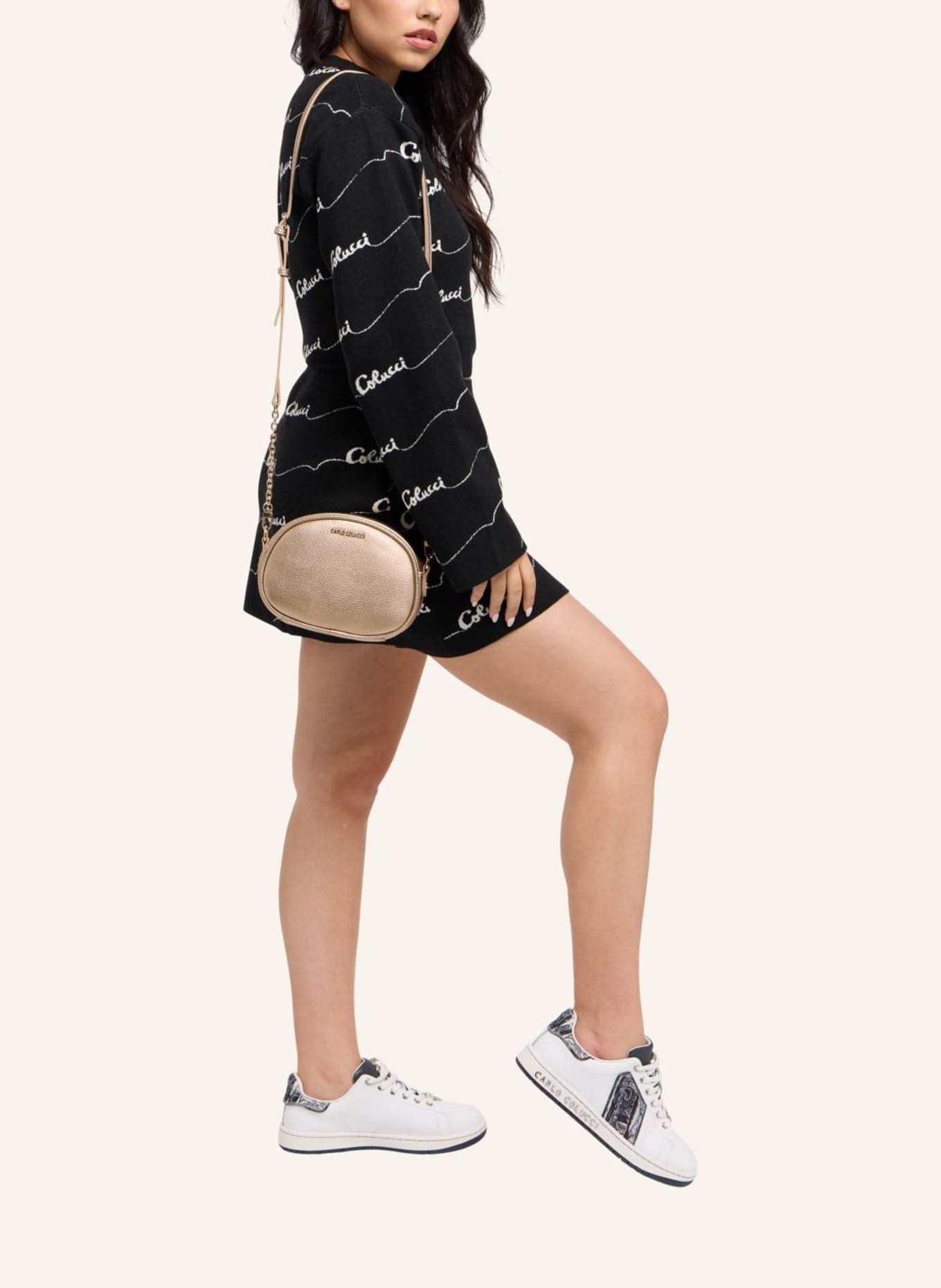 CARLO COLUCCI Umhängetasche in Metallic DI MUCCIO: BRAUN