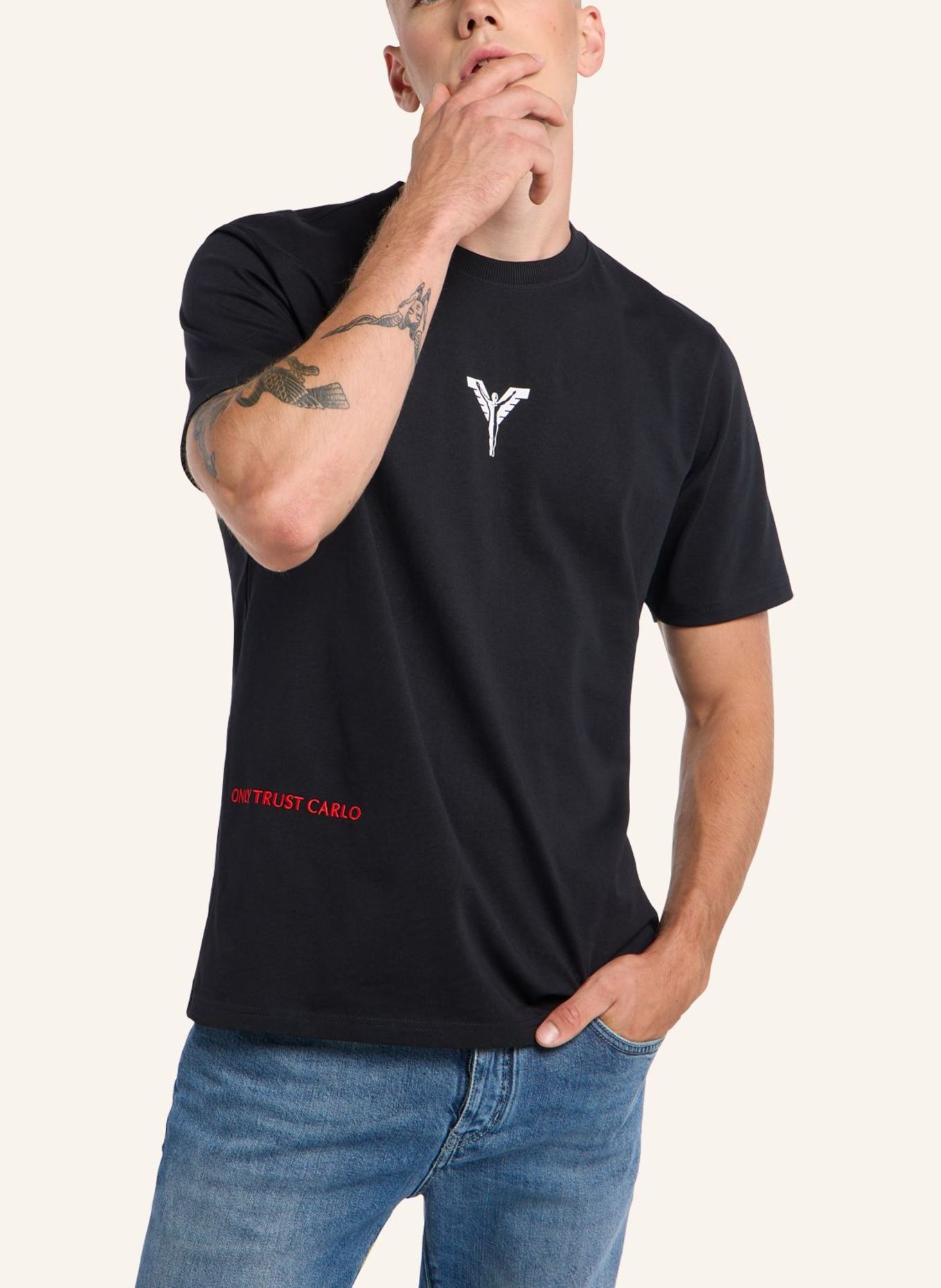 CARLO COLUCCI T-Shirt FAKE NEWS - Black Friday FAES: SCHWARZ