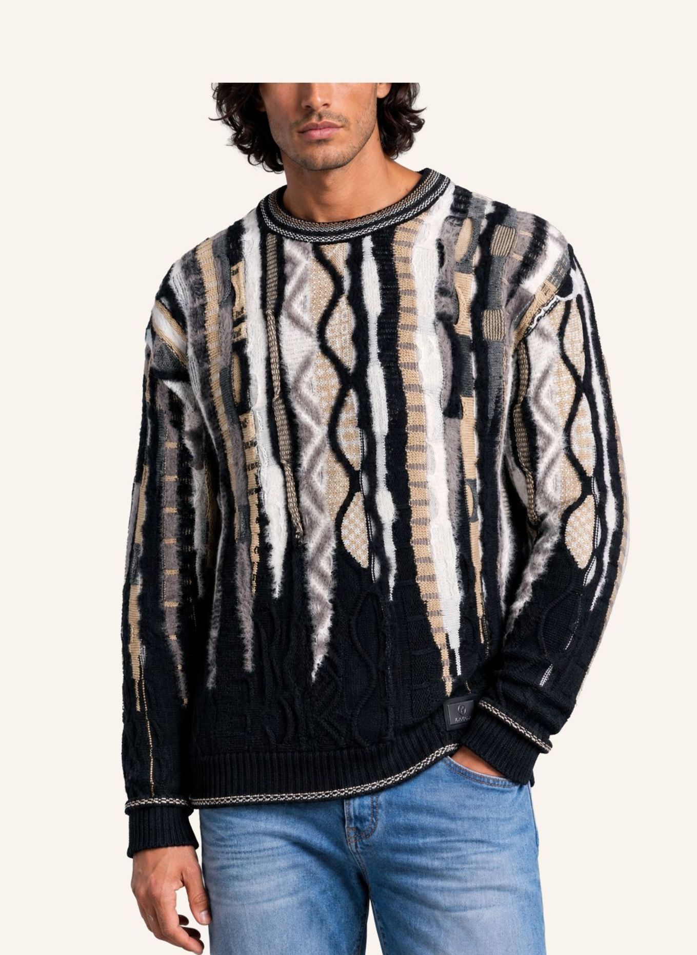 CARLO COLUCCI Oversize Fluffy Pullover - 3D Knit FRIGERI: SCHWARZ