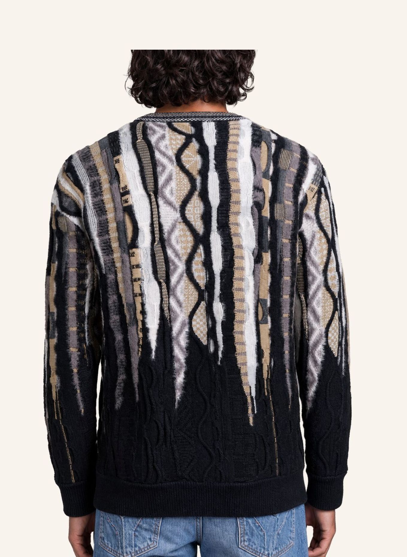 CARLO COLUCCI Oversize Fluffy Pullover - 3D Knit FRIGERI: SCHWARZ