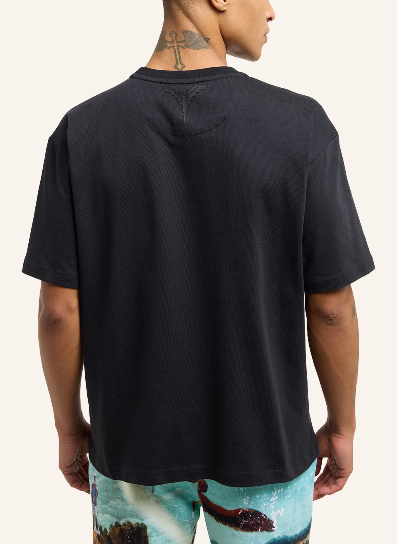 CARLO COLUCCI Oversize T-Shirt "Vermächtnis des Ikarus" DELLEG, Farbe: SCHWARZ (Bild 2)
