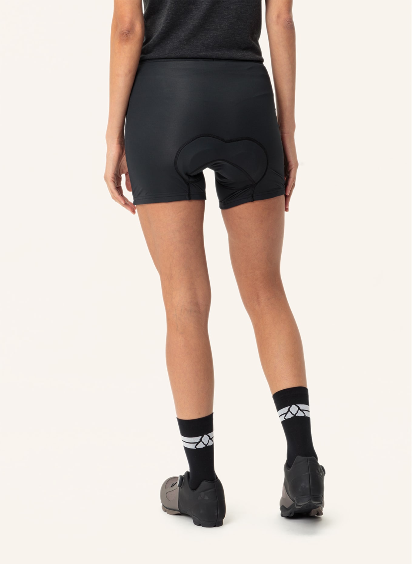 VAUDE Radhose MATERA II mit gepolstertem Einsatz: SCHWARZ