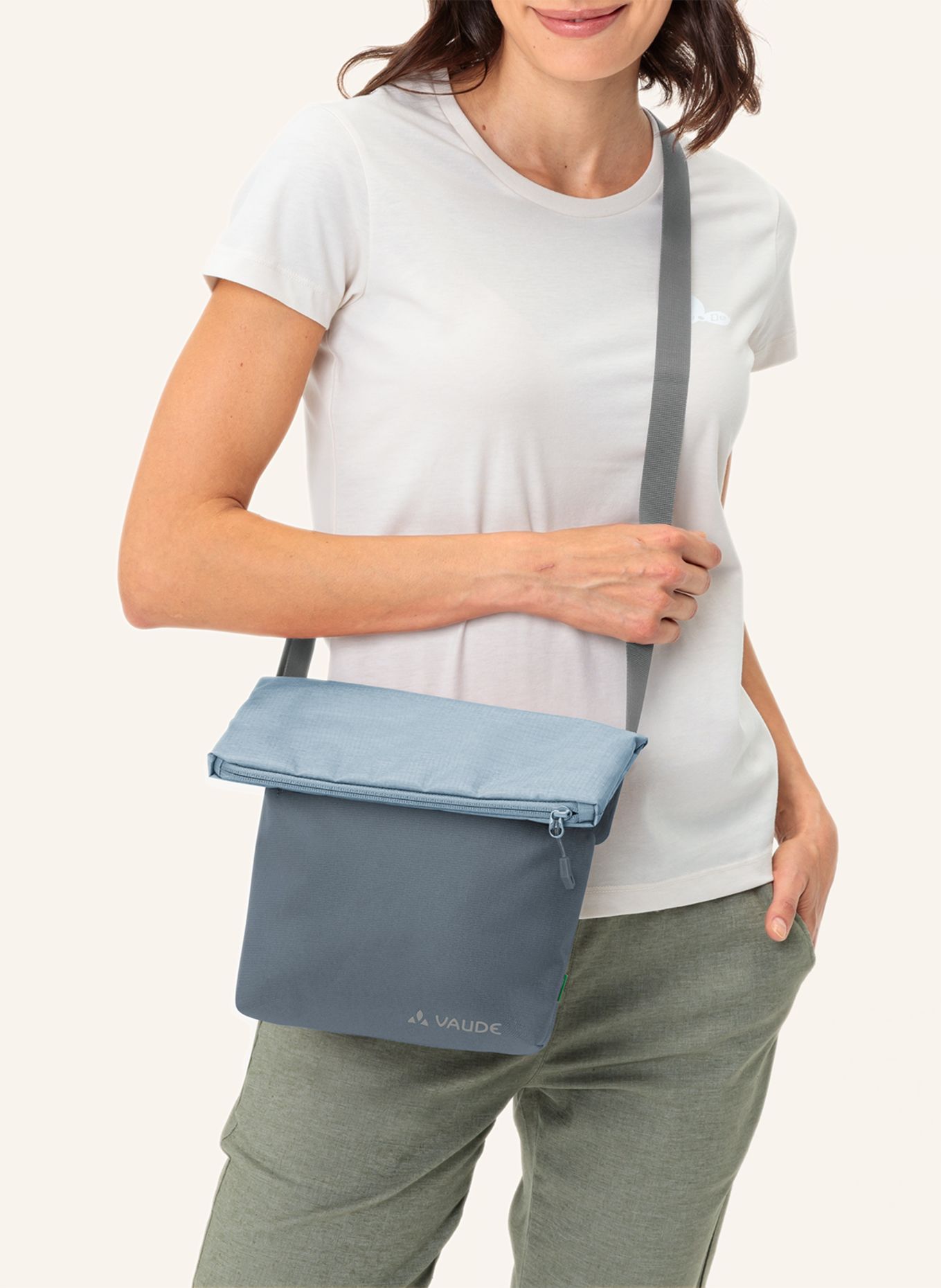 VAUDE Schultertasche HEKA II: GRAU