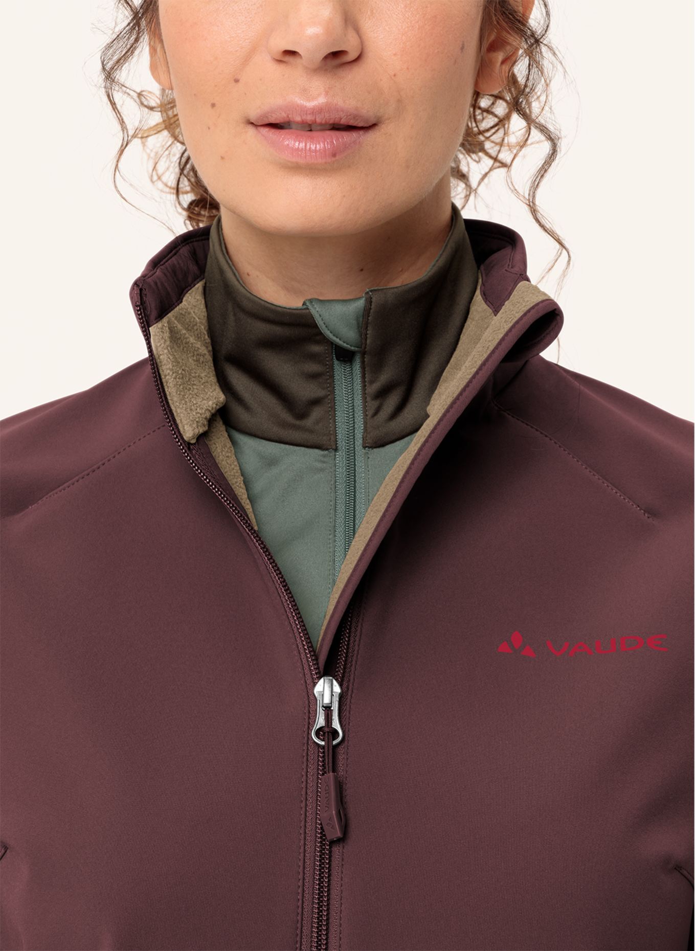 VAUDE Outdoor-Jacke W CYCLONE J VI, Farbe: DUNKELROT (Bild 4)