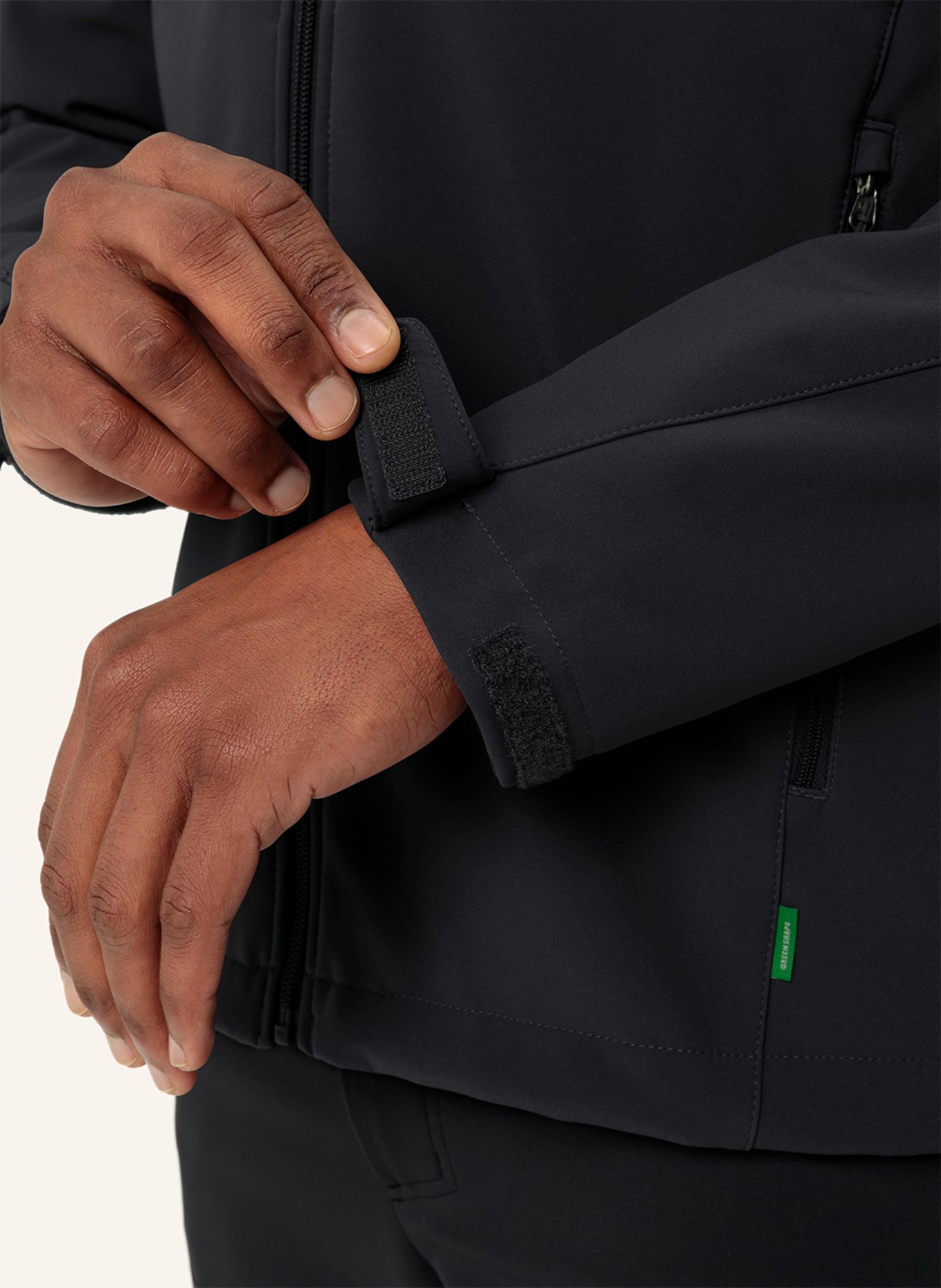 VAUDE Outdoor-Jacke M CYCLONE HOODED JACKET: SCHWARZ