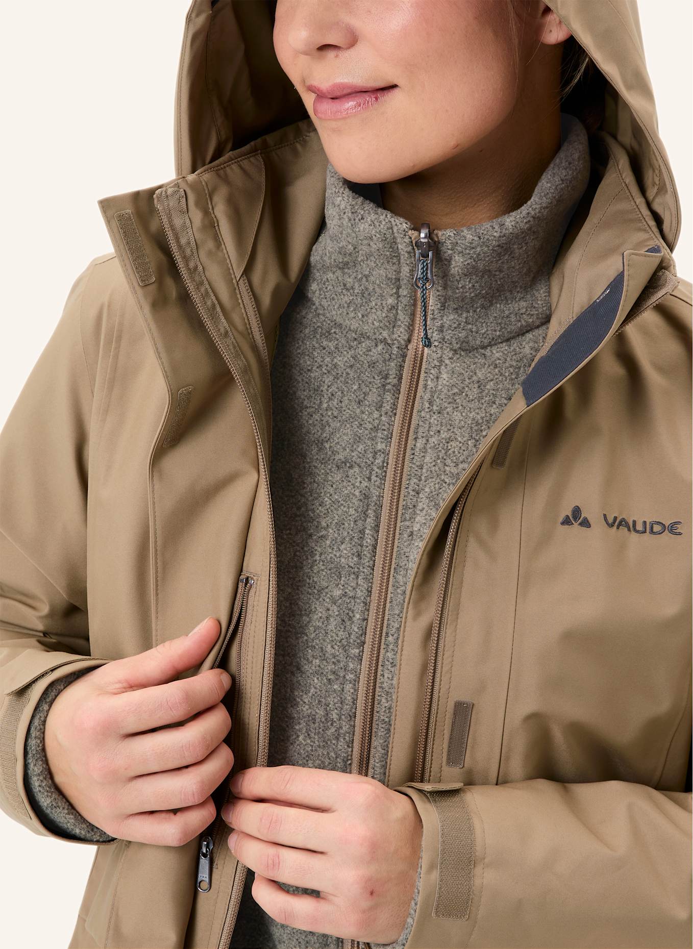 VAUDE 2-in-1-Jacke IDRIZ: GRÜN