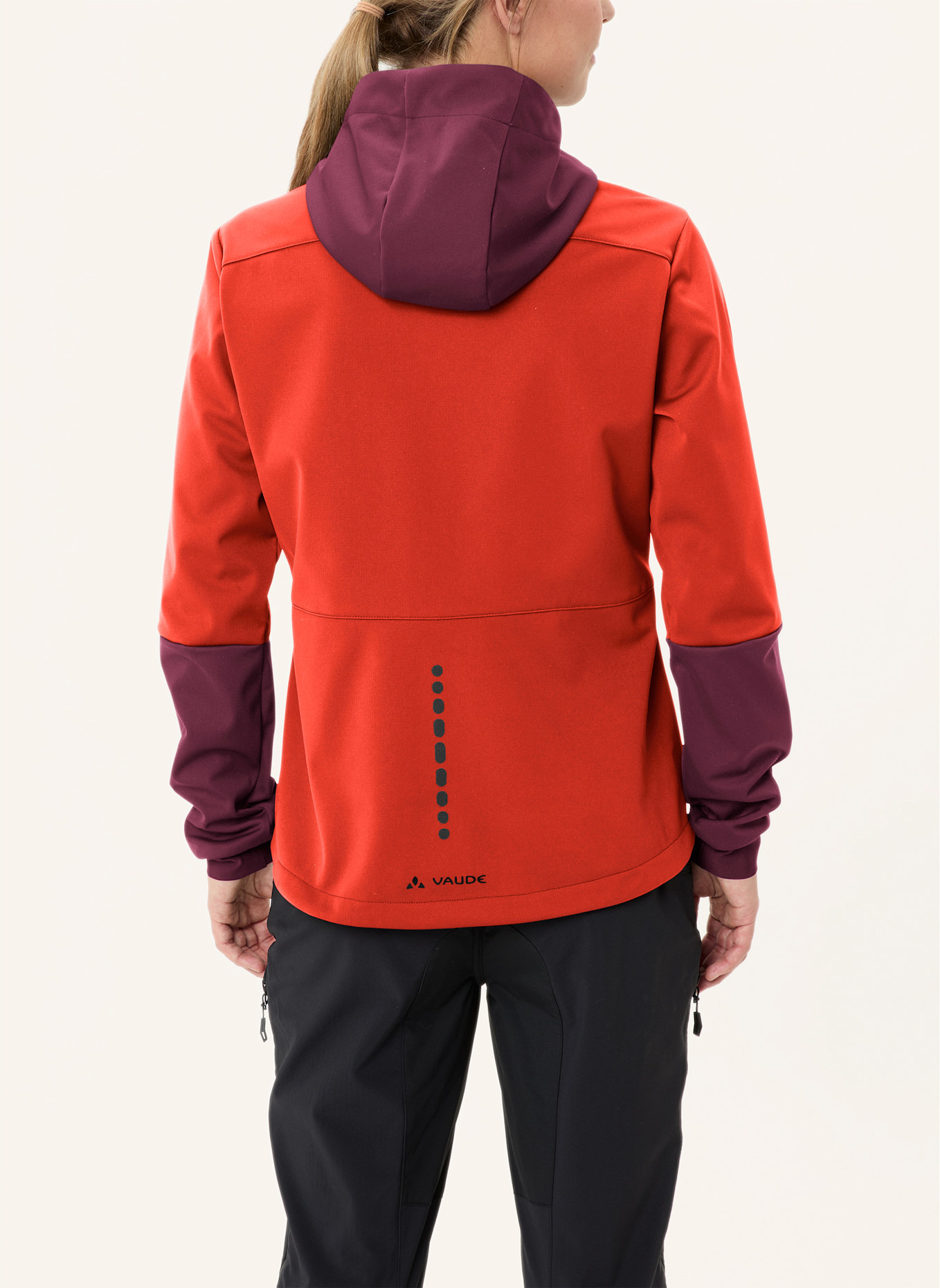 VAUDE Radjacke W QIMSA HOODED SFT JACKET: ROT