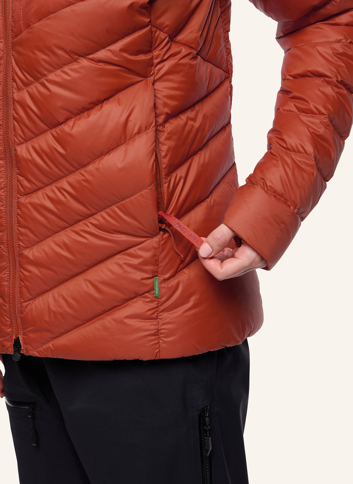 VAUDE Outdoor-Jacke W MONVISO DWN HD JACKET: ROT