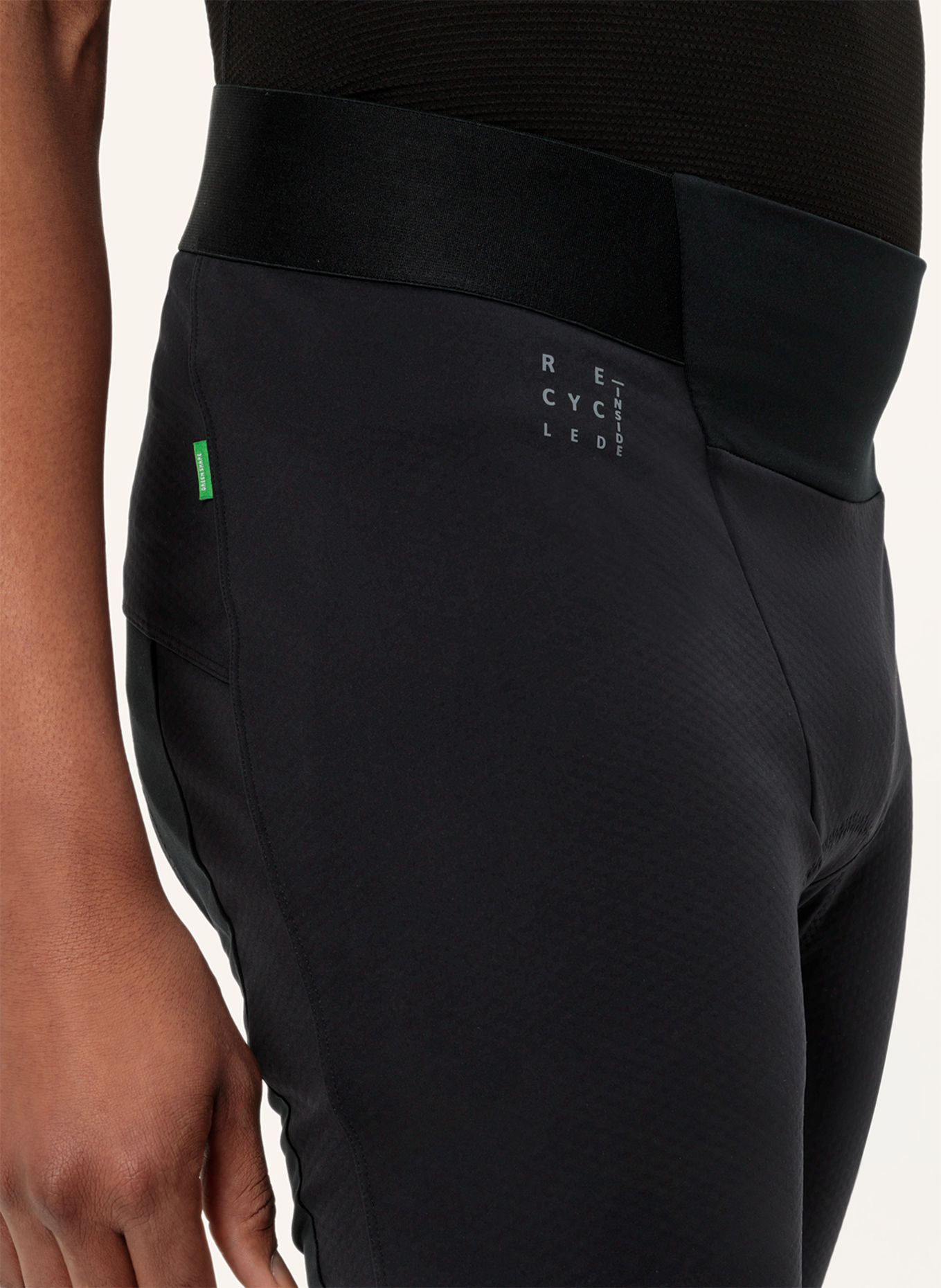 VAUDE Radhose mit gepolstertem Einsatz M KURO ESSENTIAL WARM TH: SCHWARZ