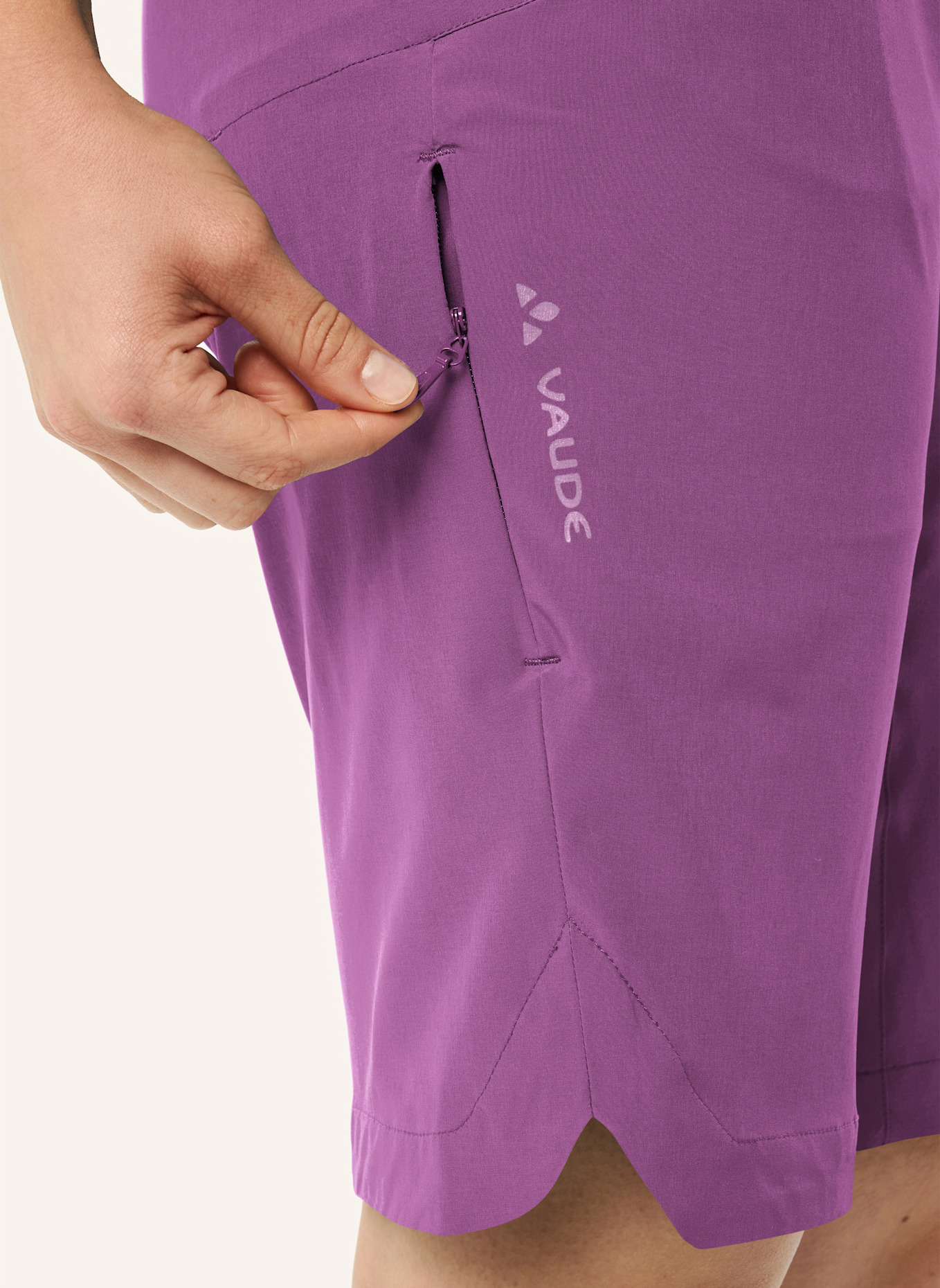 VAUDE Radhose mit gepolstertem Einsatz W TAMARO SHORTS III: LILA