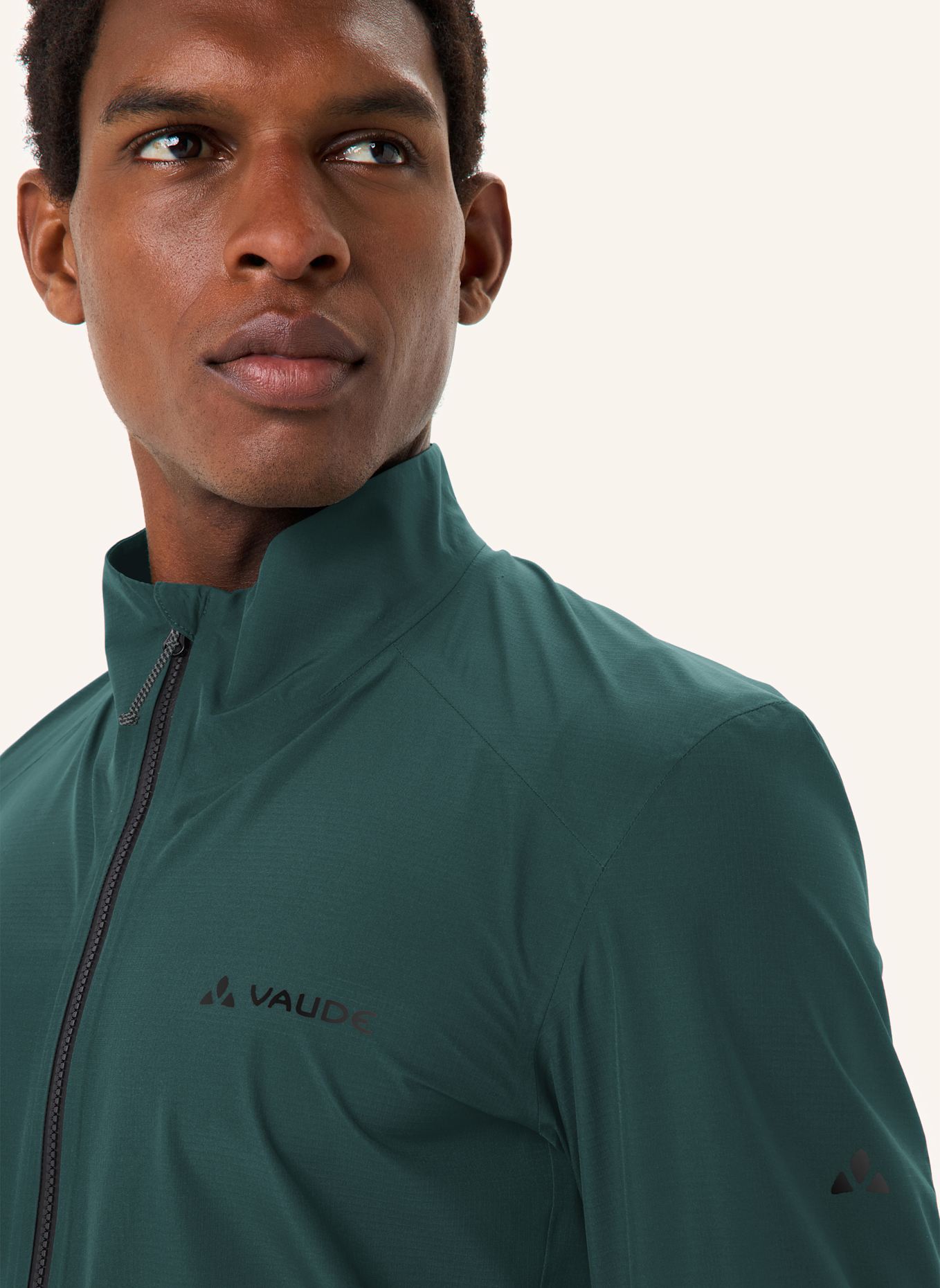 VAUDE Hardshell-Jacke M KURO PRO RAIN JACKET: GRÜN