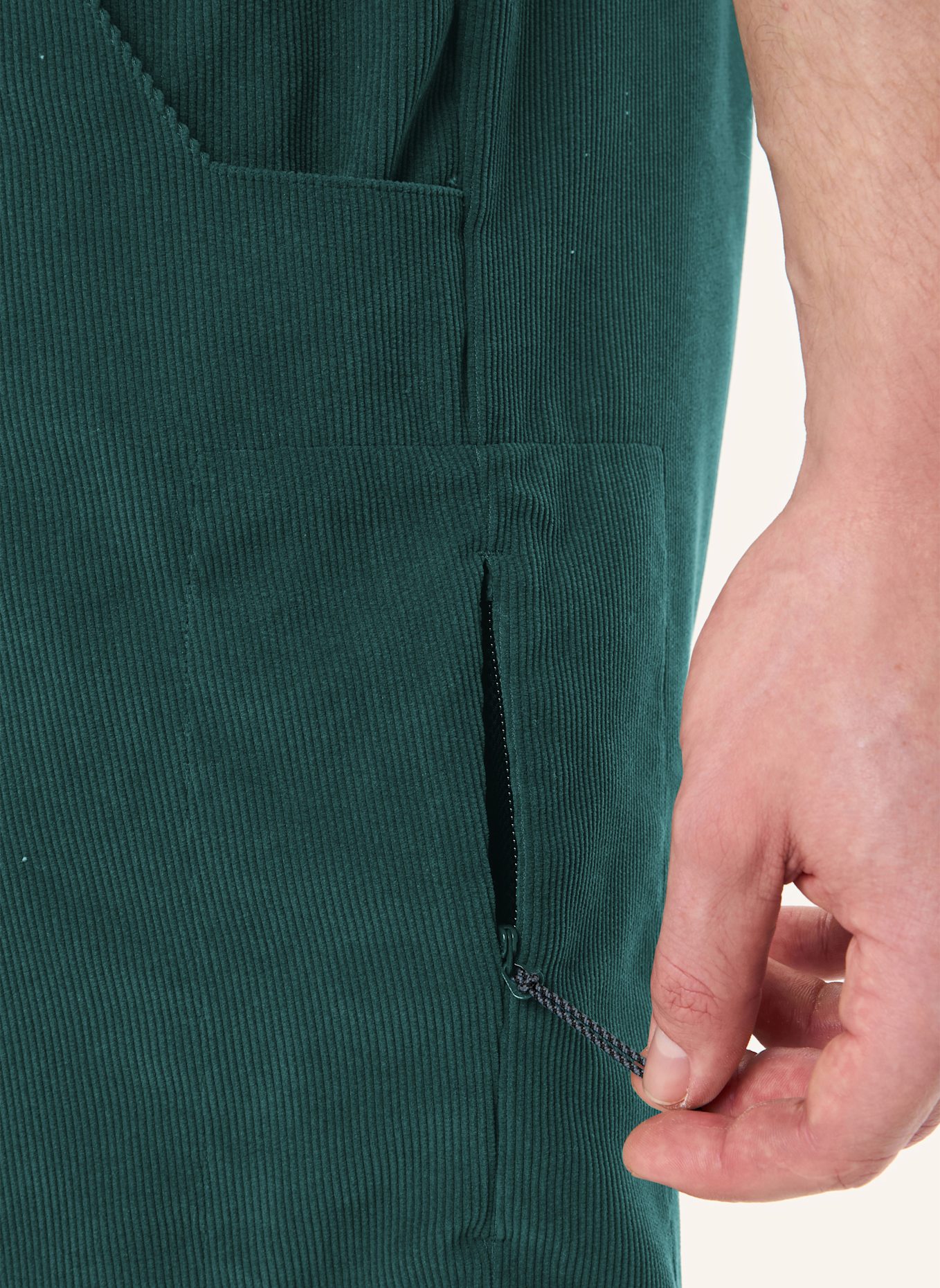VAUDE Radhose ohne gepolsterten Einsatz M LOAMER BASE CORD SHORTS: GRÜN