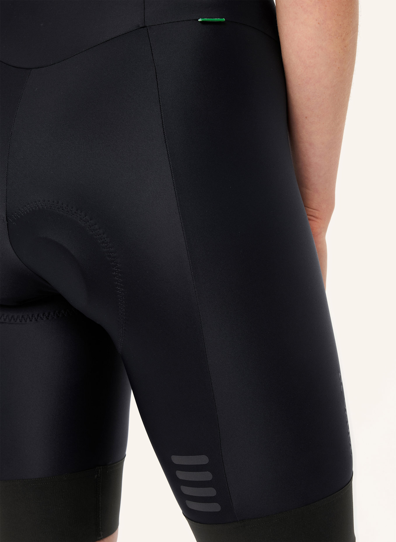 VAUDE Radhose mit Trägern und gepolstertem Einsatz W FURKA BIB TIGHTS II: SCHWARZ
