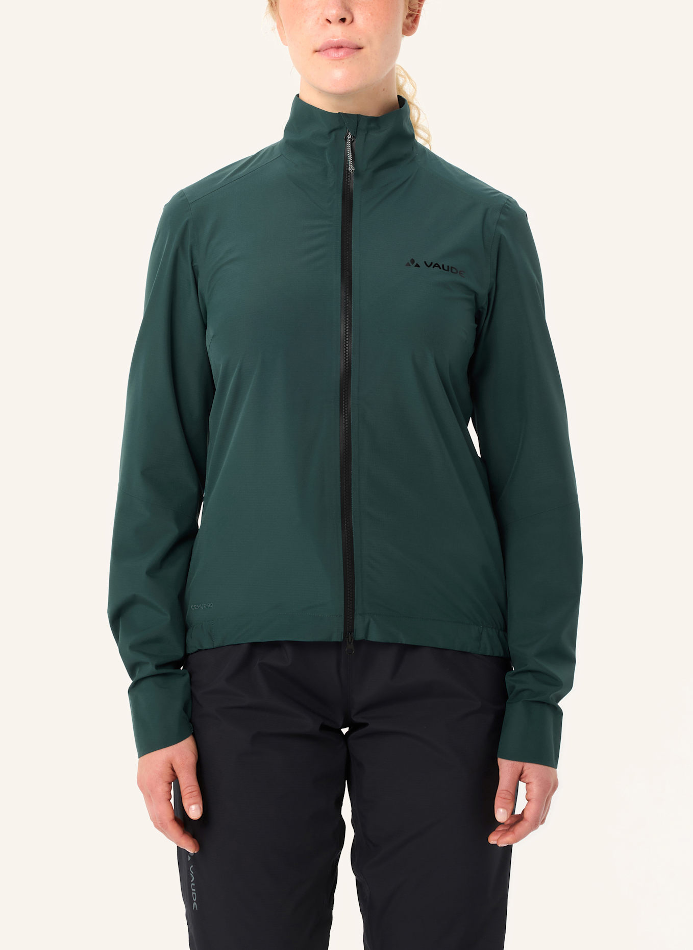 VAUDE Hardshell-Jacke W KURO PRO RAIN JACKET: GRÜN