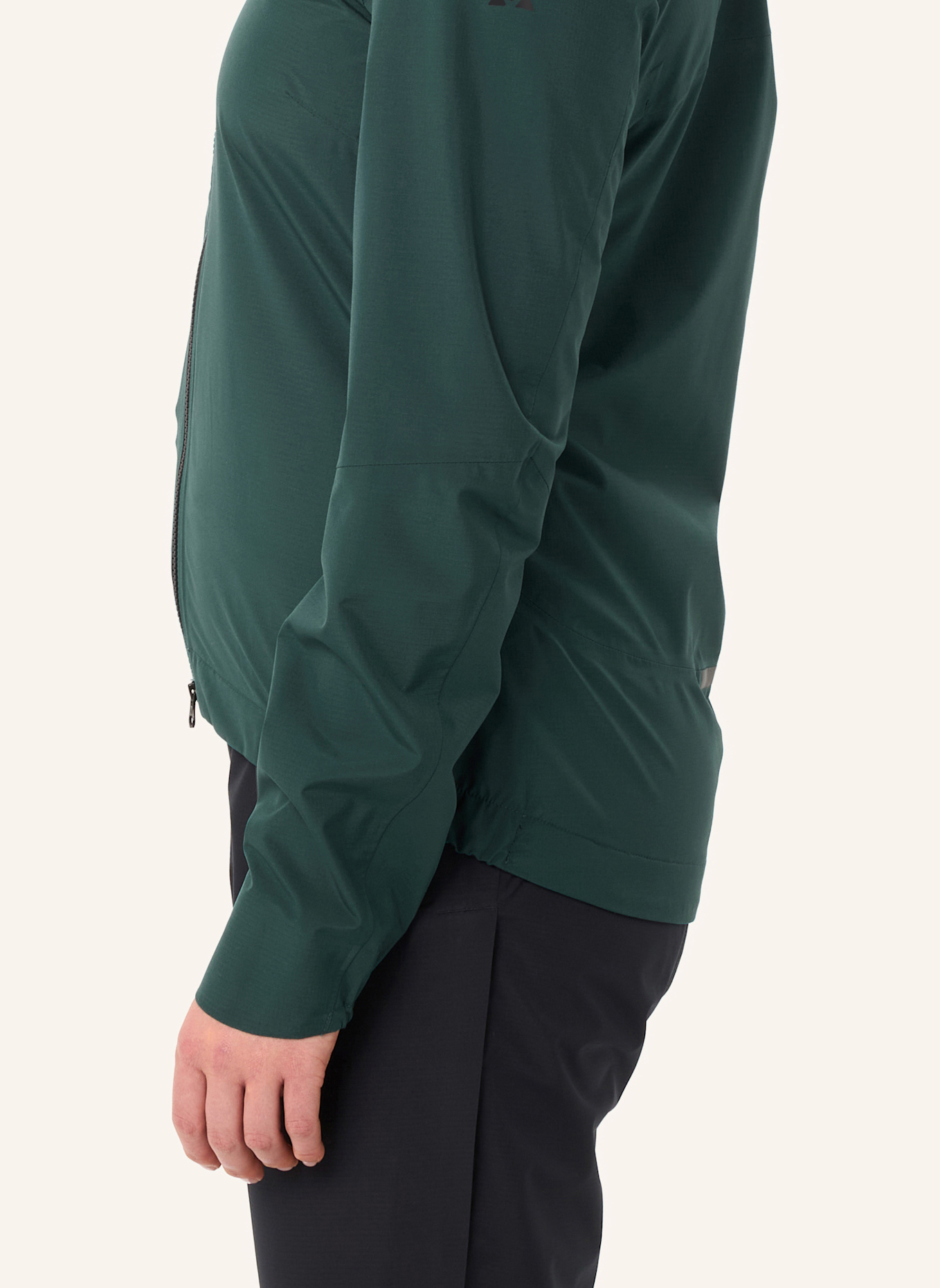 VAUDE Hardshell-Jacke W KURO PRO RAIN JACKET: GRÜN